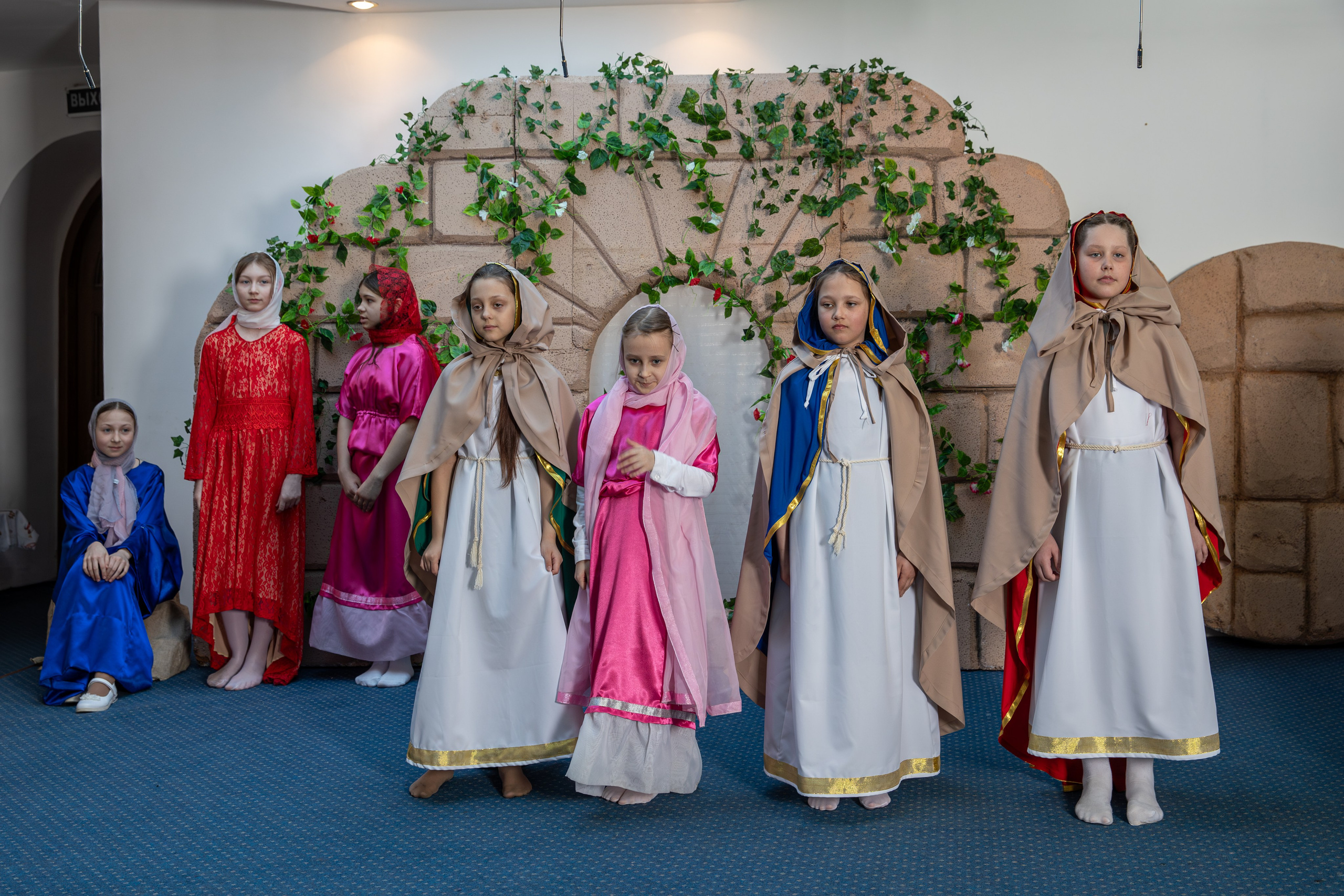 Пасхальный концерт Воскресная школа 2025. Фотограф Таинств Крещение и Венчания г. Магадан Власова Ульяна