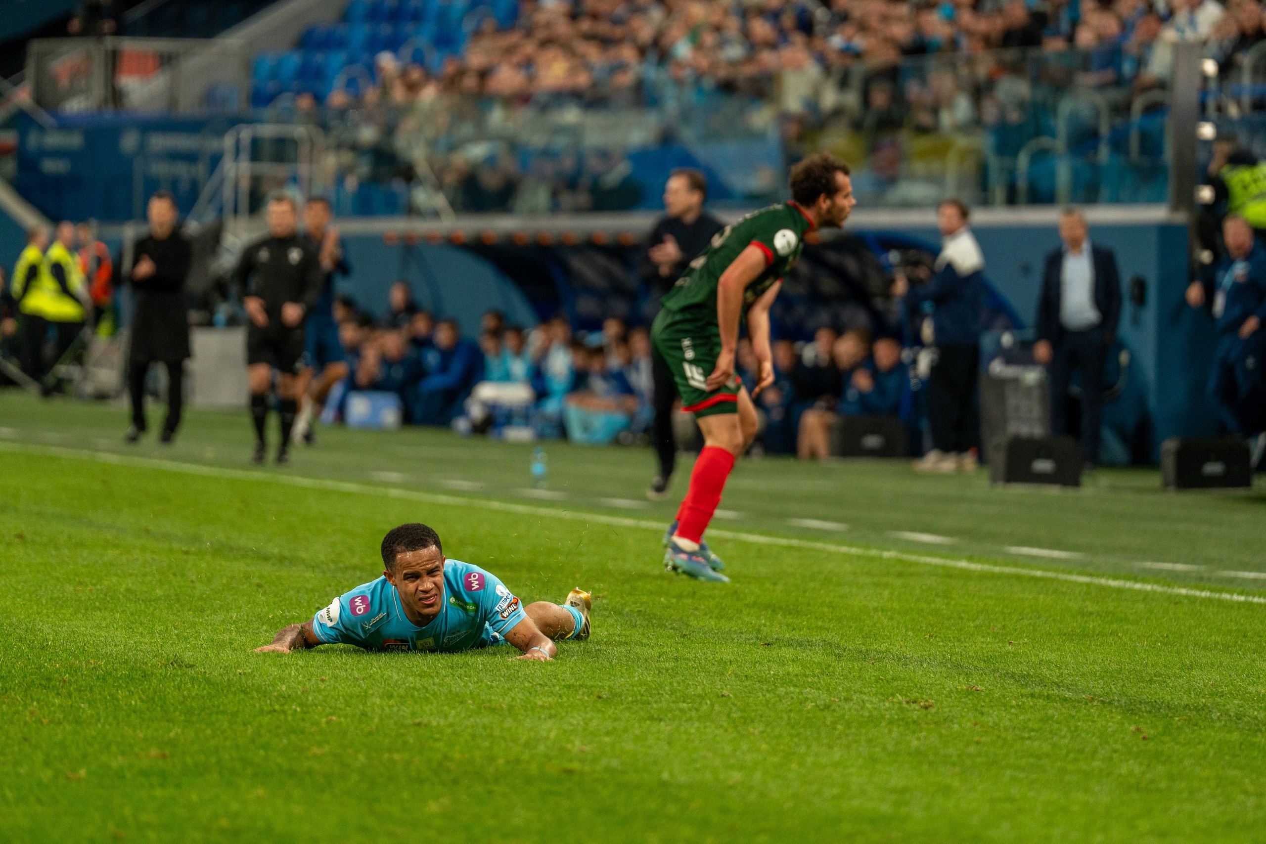 Зенит — Локомотив: фотогалерея 14-го тура РПЛ на Газпром Арене | Антон Гауф. Спортивный фотограф в Санкт-Петербурге | Антон Гауф