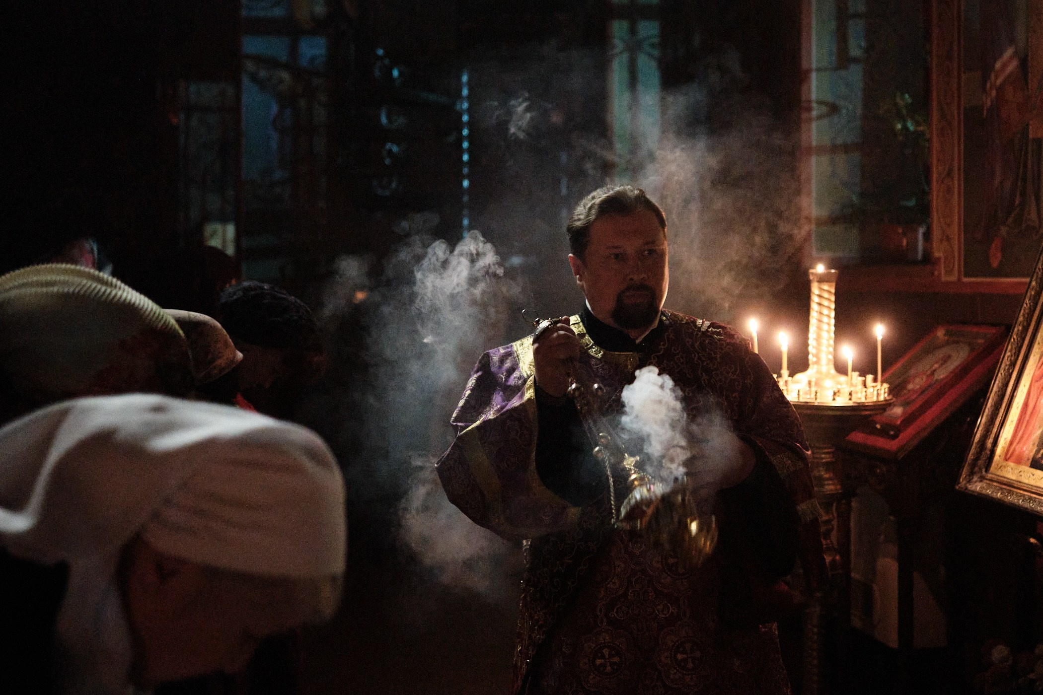 Фотосъёмки в храме. Юрий Березнюк. Фотограф в Новороссийске. Фотожурналистика