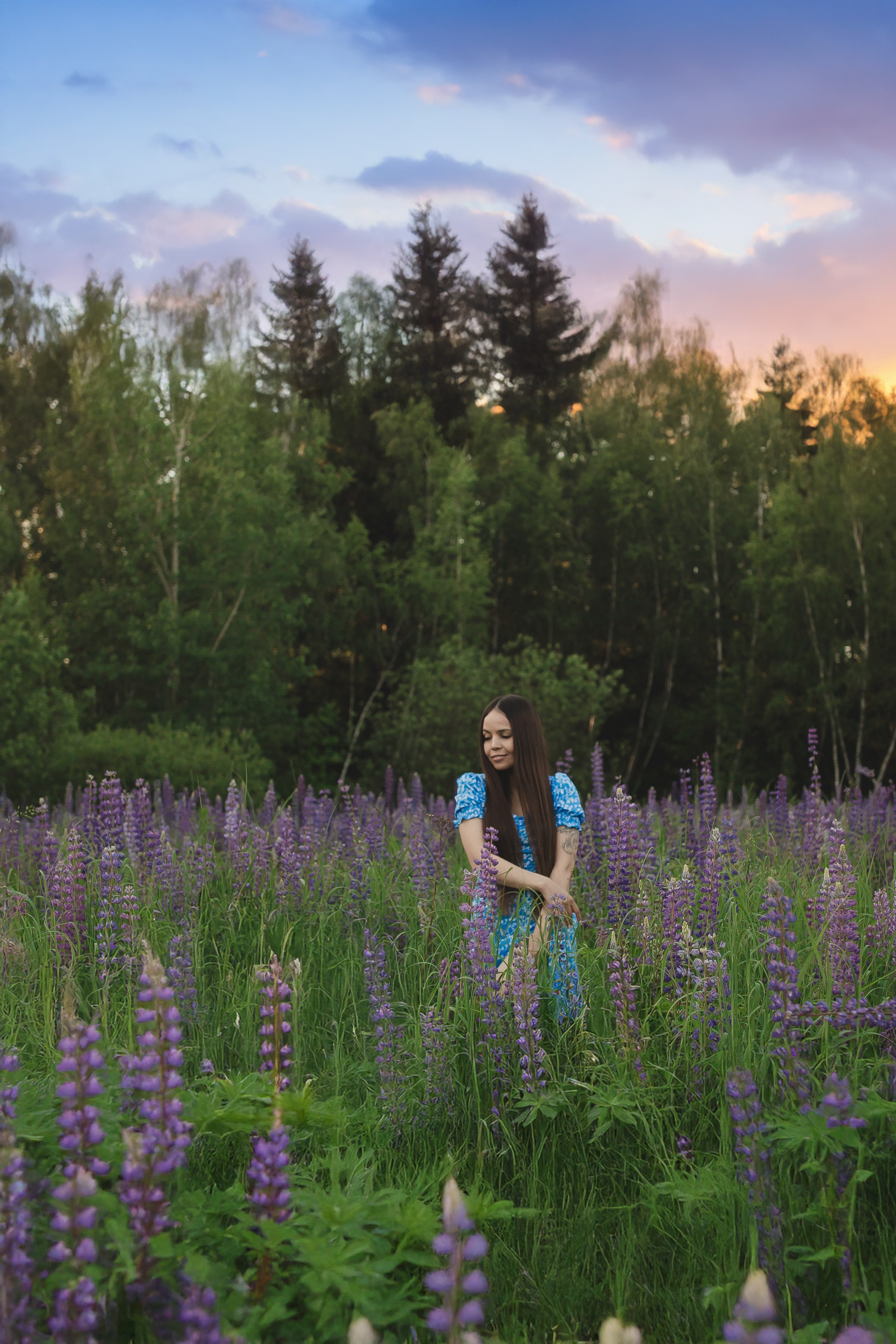 Таня в люпинах — бренд‑фотосессия в Москве, О проекте: люпиновый образ и атмосфера, Почему выбраны люпины?, Что мы создаём вместе, Образы и стилизация, Локация и настроение, Где использовать фото, Забронируйте съёмку, бренд-фотосессия в люпинах, люпины в Москве, визуальный контент для экспертов, фотосессия для личного бренда, Катерина Сысуева, rina_sphoto
