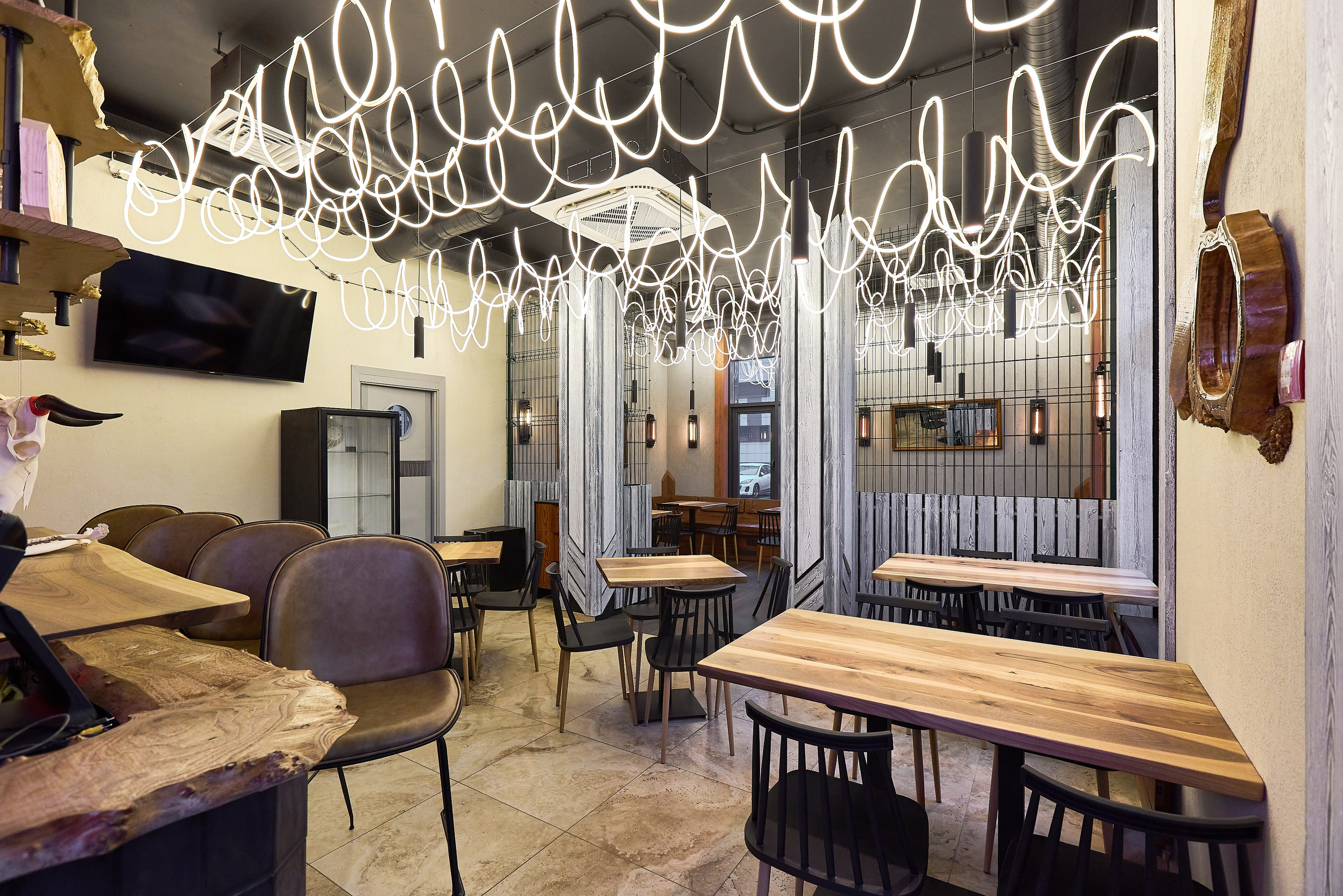 Гриль-бар Ржавые вилы. Фотограф Анастасия Леонтьева Санкт-Петербург