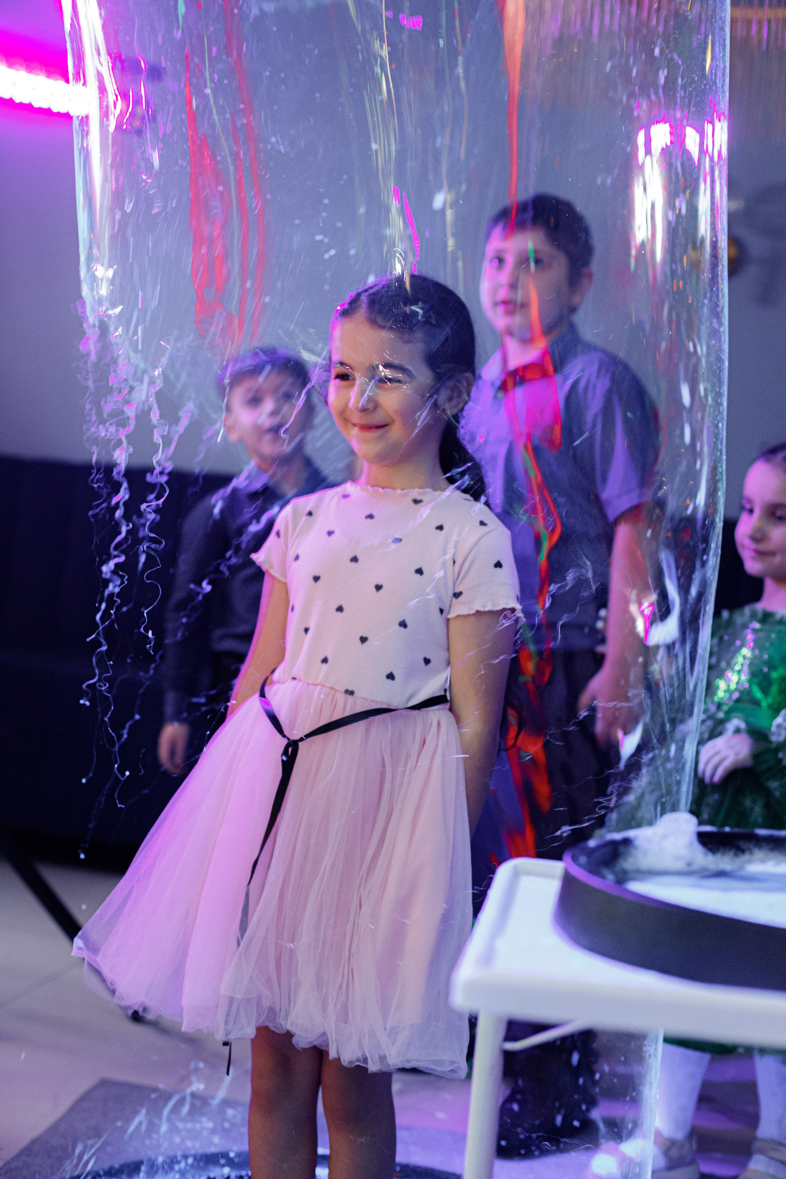 ASIA'S BIRTHDAY PARTY. Photokarish