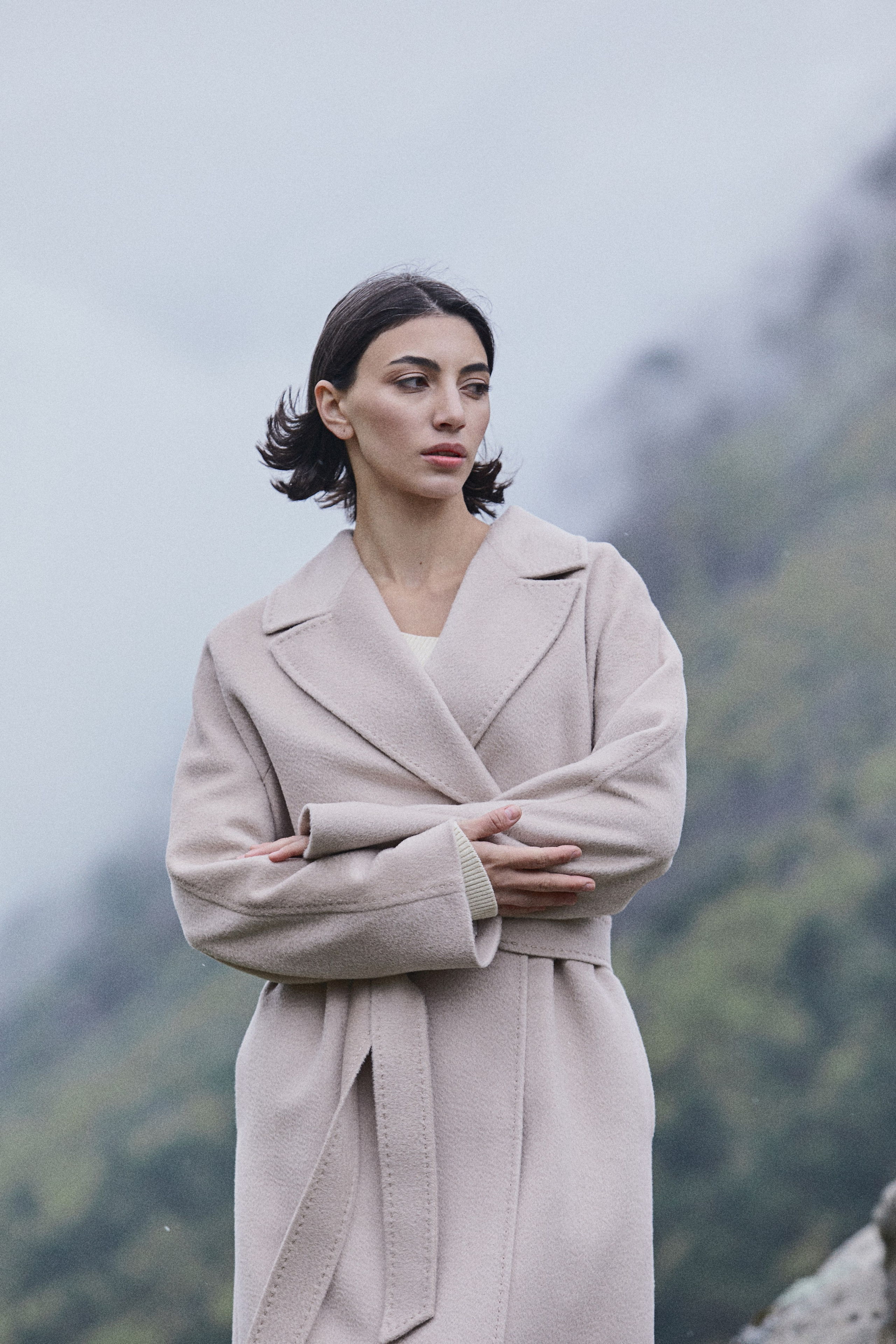 Имиджевая съемка для бренда в горах. Фотограф Продюсер в горах КБР / Москва  Нальчик Горы