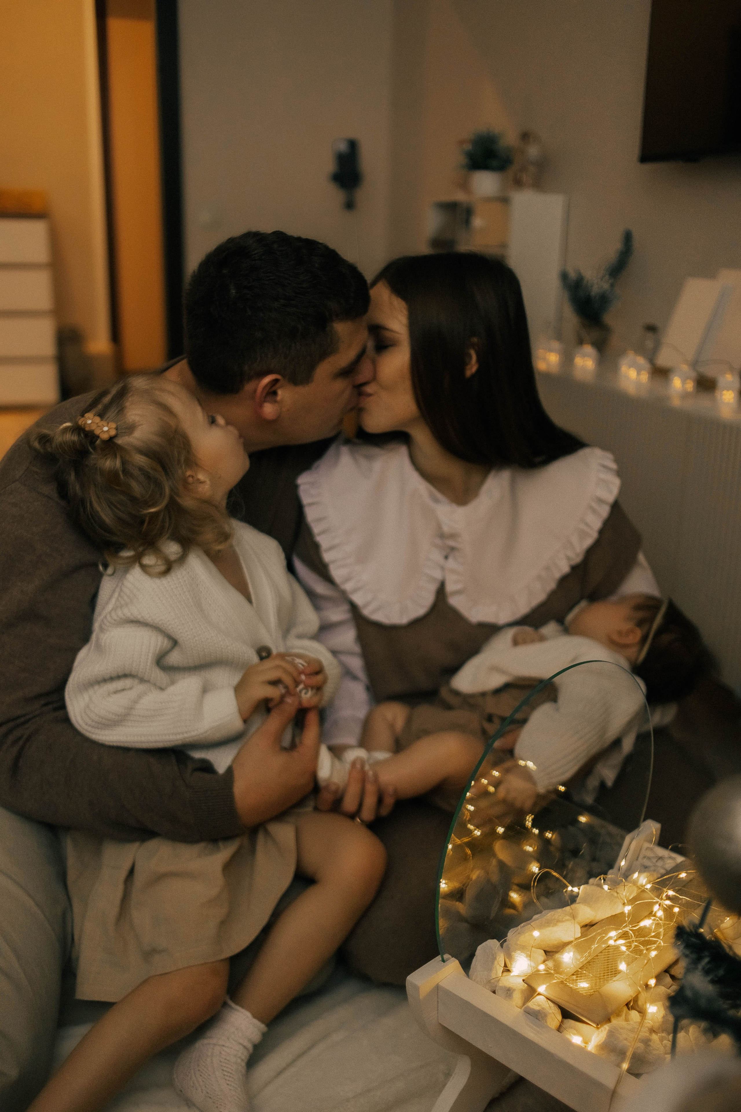 Анастасия, Андрей, Ариша и Анюта. Главная