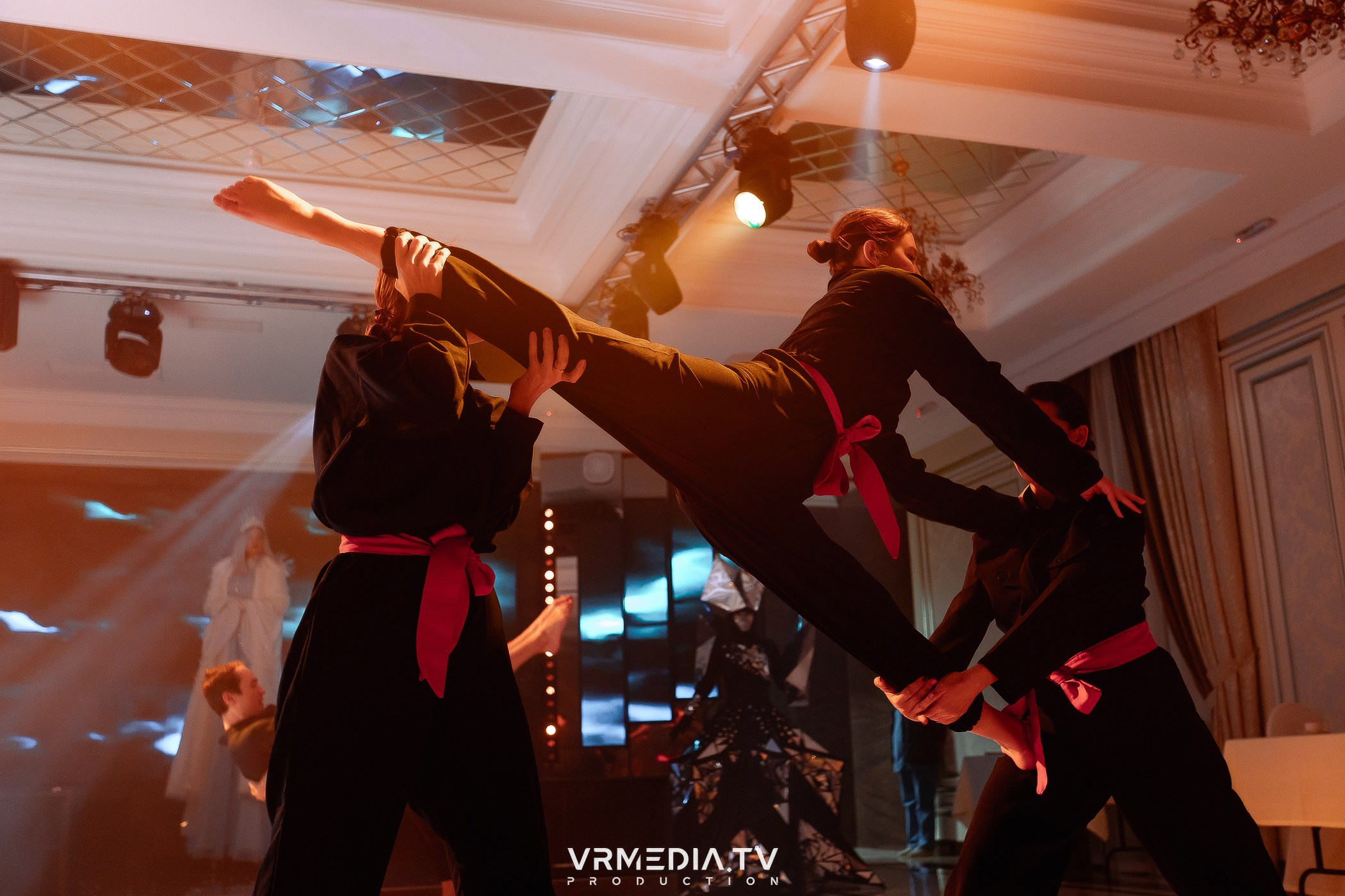 Новогодний вечер в ресторане «Лазурный Берег»