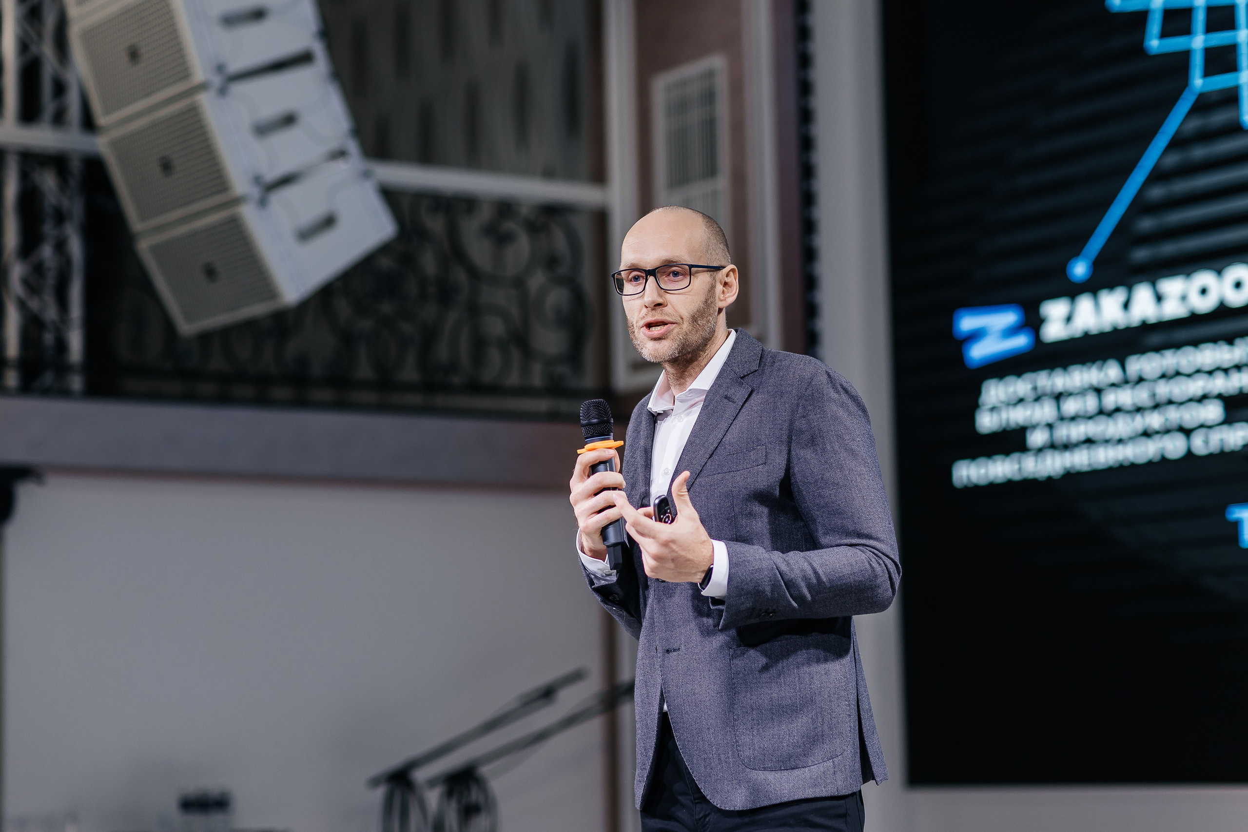 Фотосъёмка выставки/конференции. Репортажный фотограф в Краснодаре Лагута Надежда