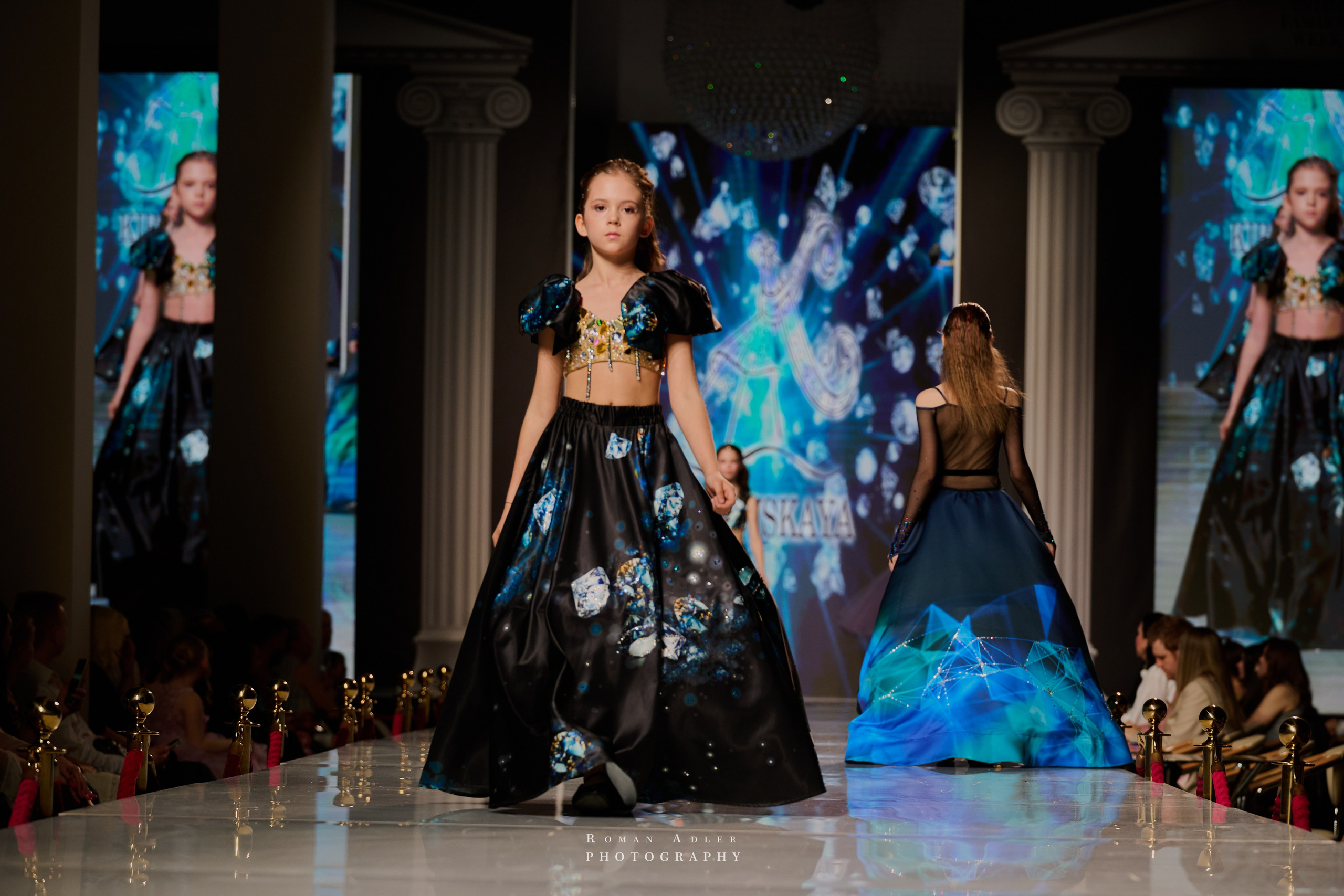 ESTET FASHION WEEK ВЕСНА — 2025. Фотограф Роман Адлер