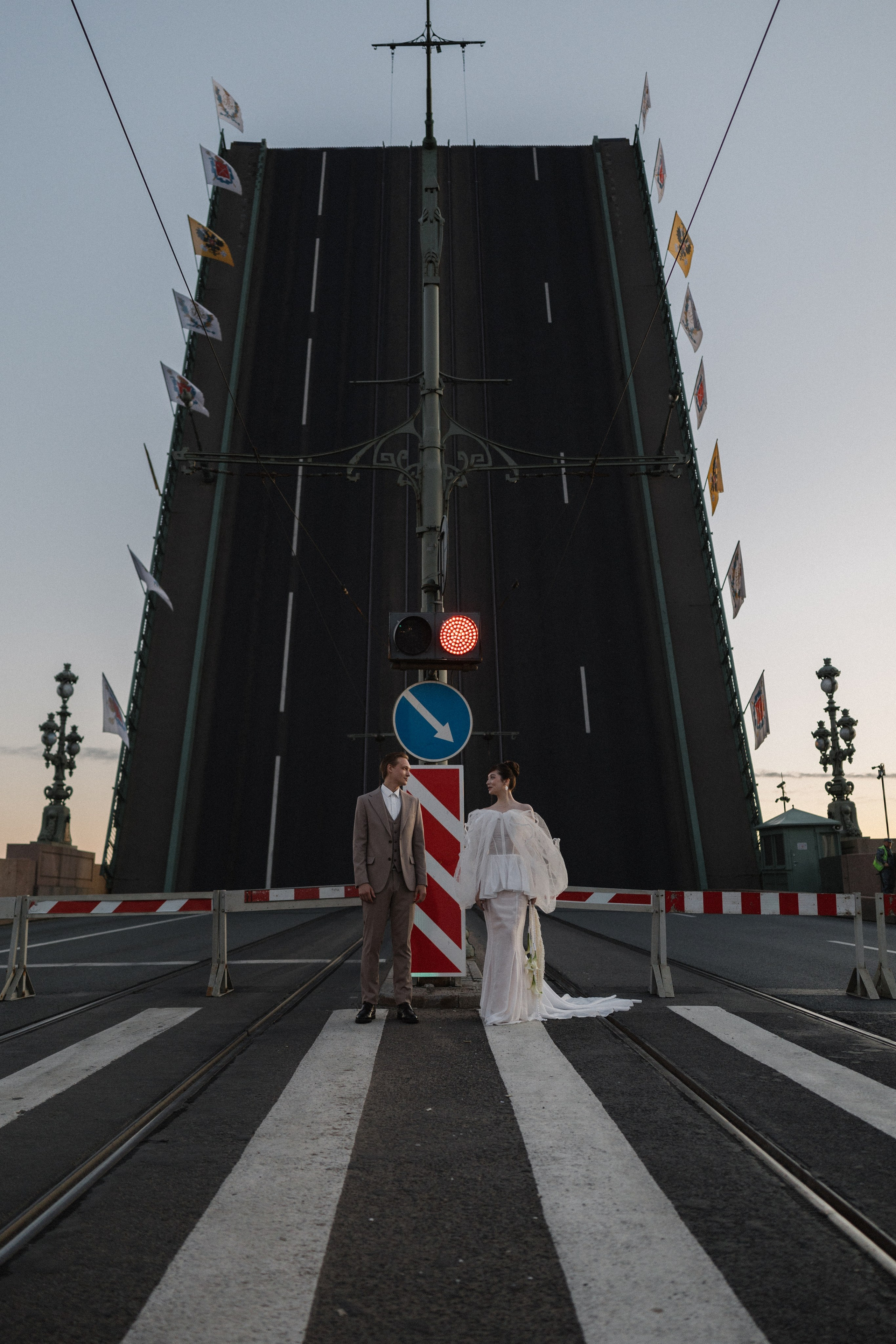 Мосты на рассвете. Юлия Анисимова — свадебный и семейный фотограф в Санкт-Петербурге