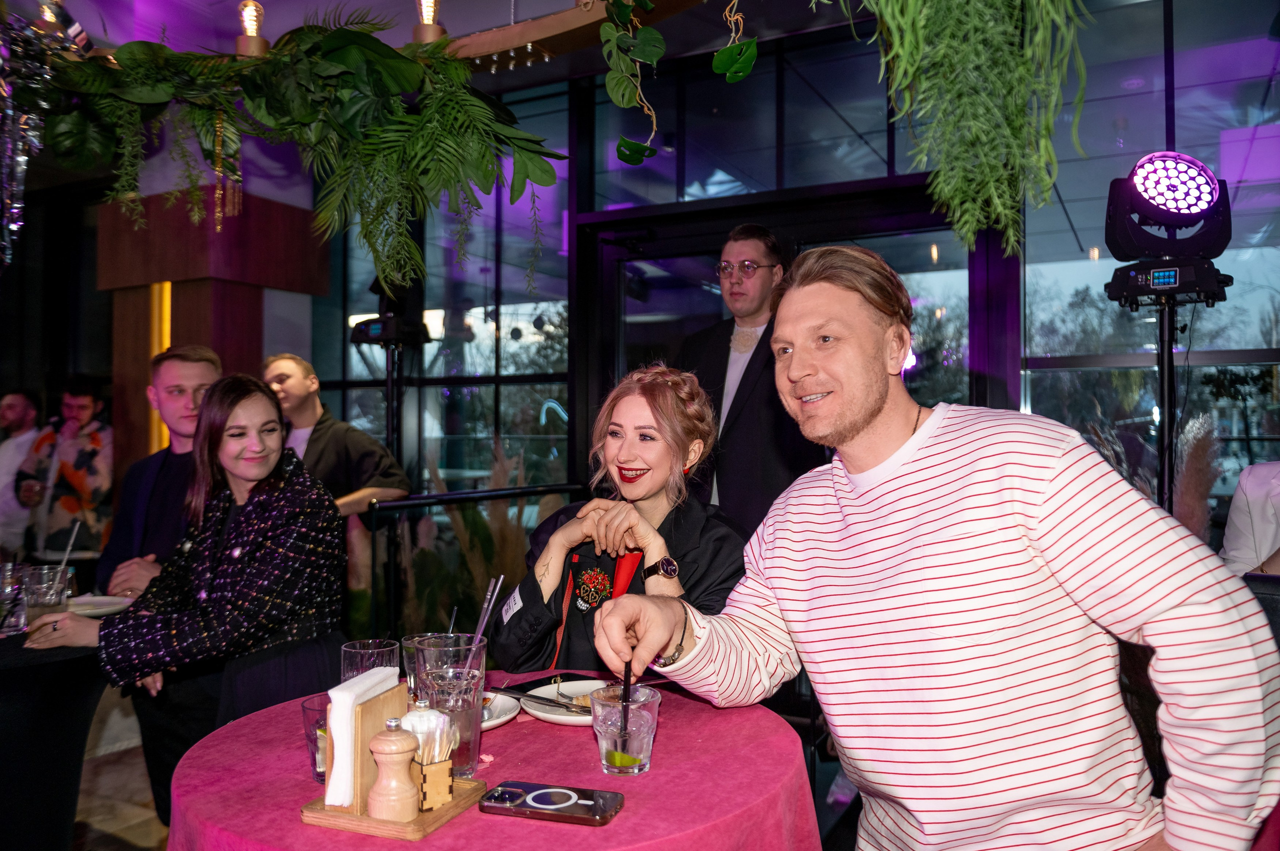 Не идеальнаЯ вечеринка Анны Моисеевой. Свадебный, семейный и репортажный фотограф. Брянск. Эльвира Голенкова