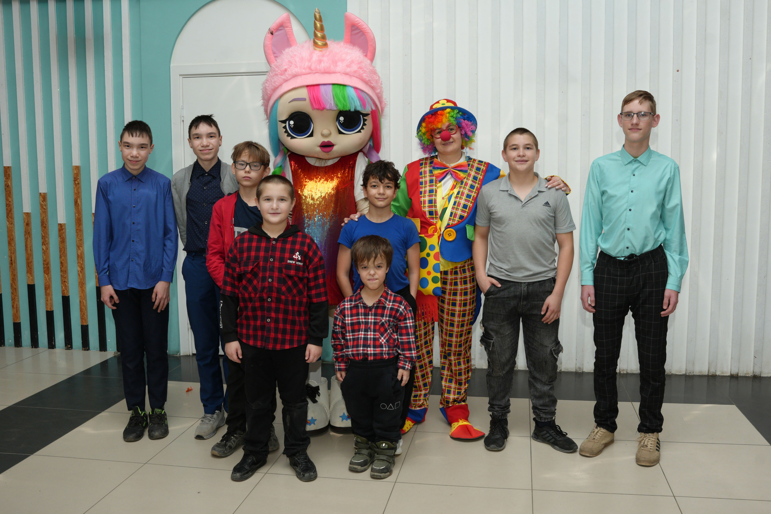 Социально —благотворительная акция «Ты в этом мире не один», посвященная Международному дню инвалидов. ВЫПУСКНЫЕ АЛЬБОМЫ, Школьный фотограф, семейный и свадебный в Саратове и области Ольга Плаксина