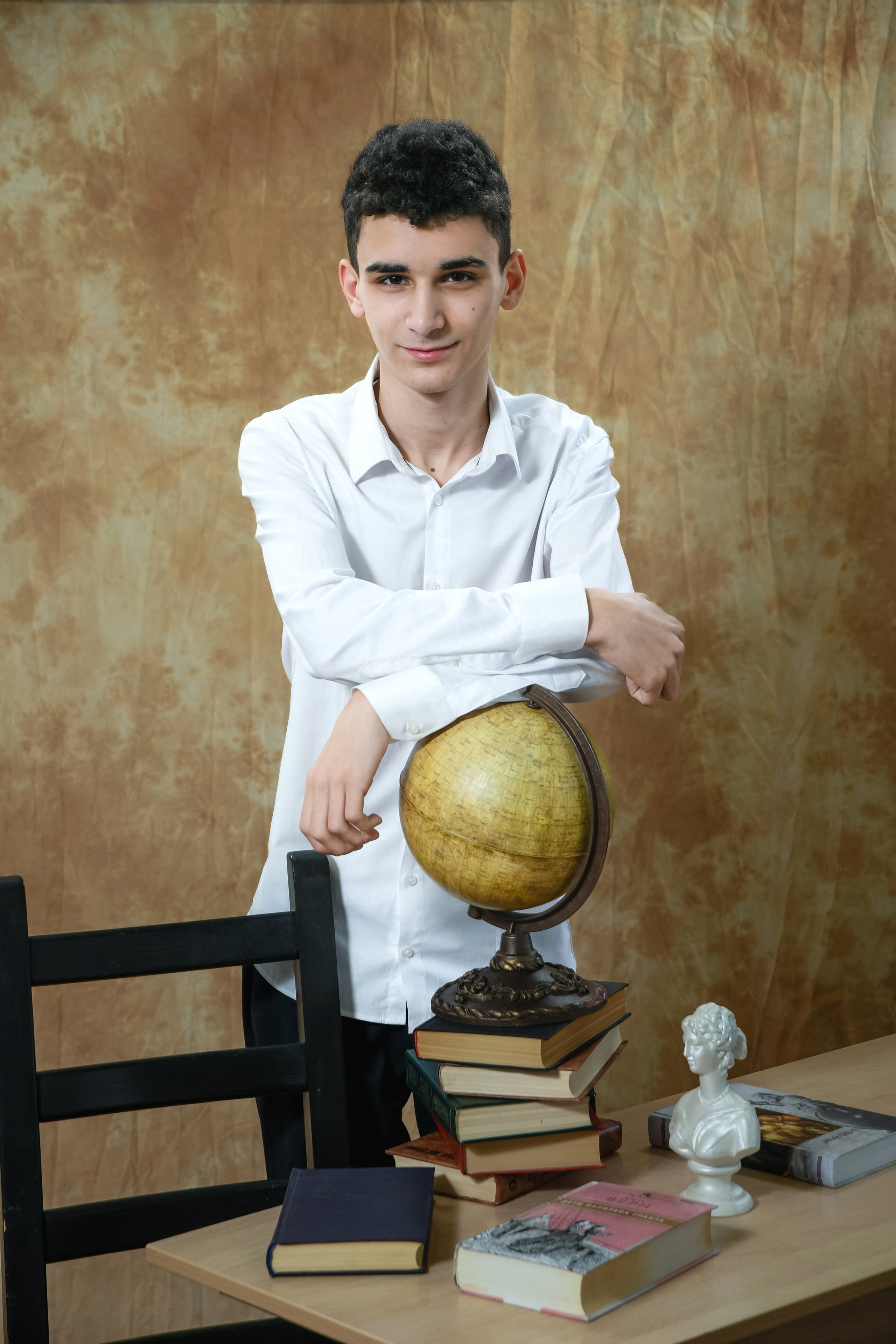 Студийная фотосессия для выпускного альбома в школе. Вячеслав Скрипник Фотограф Краснодар