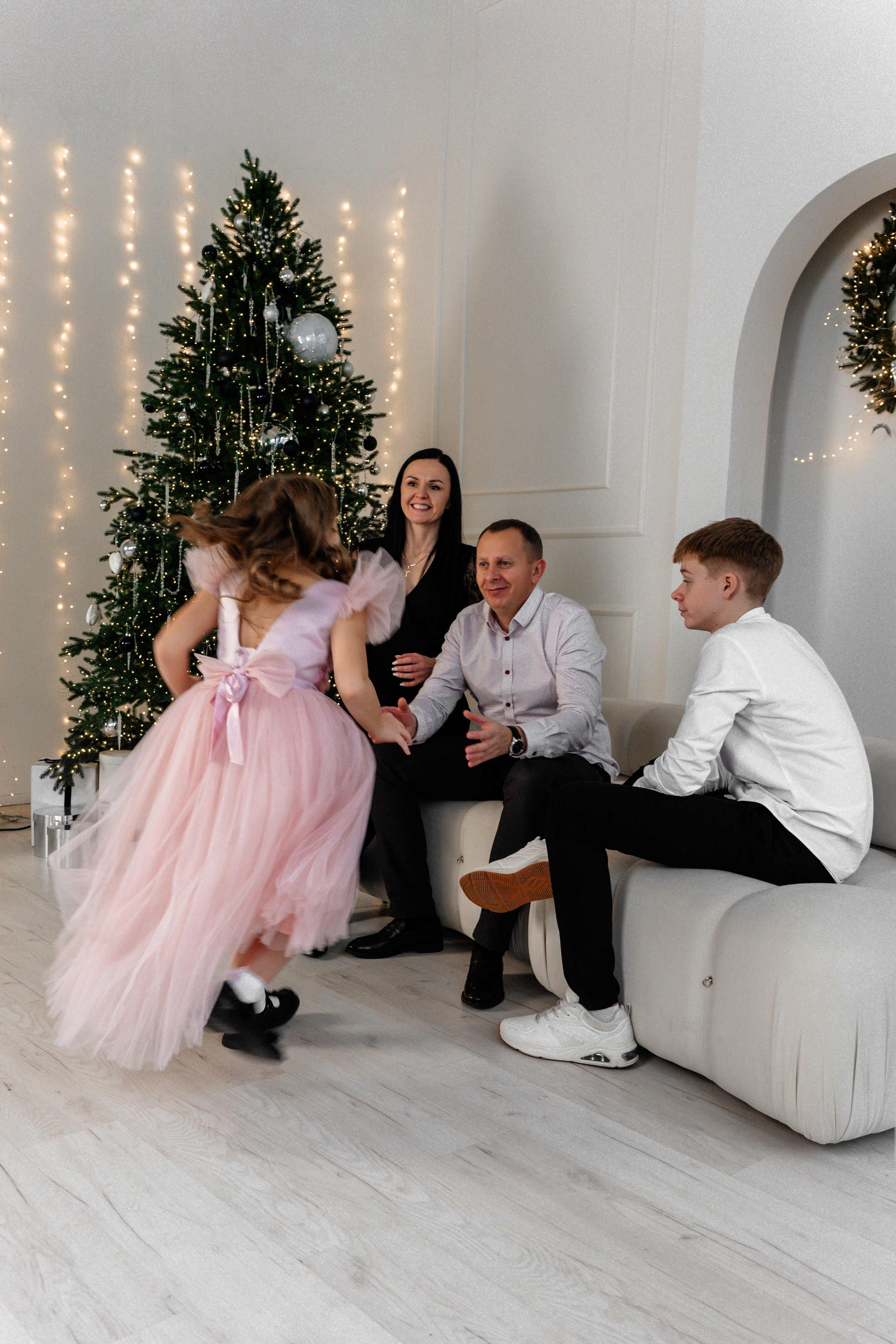 Новогодняя семейная история. Ваш семейный фотограф в Минске — Вика Трегубова