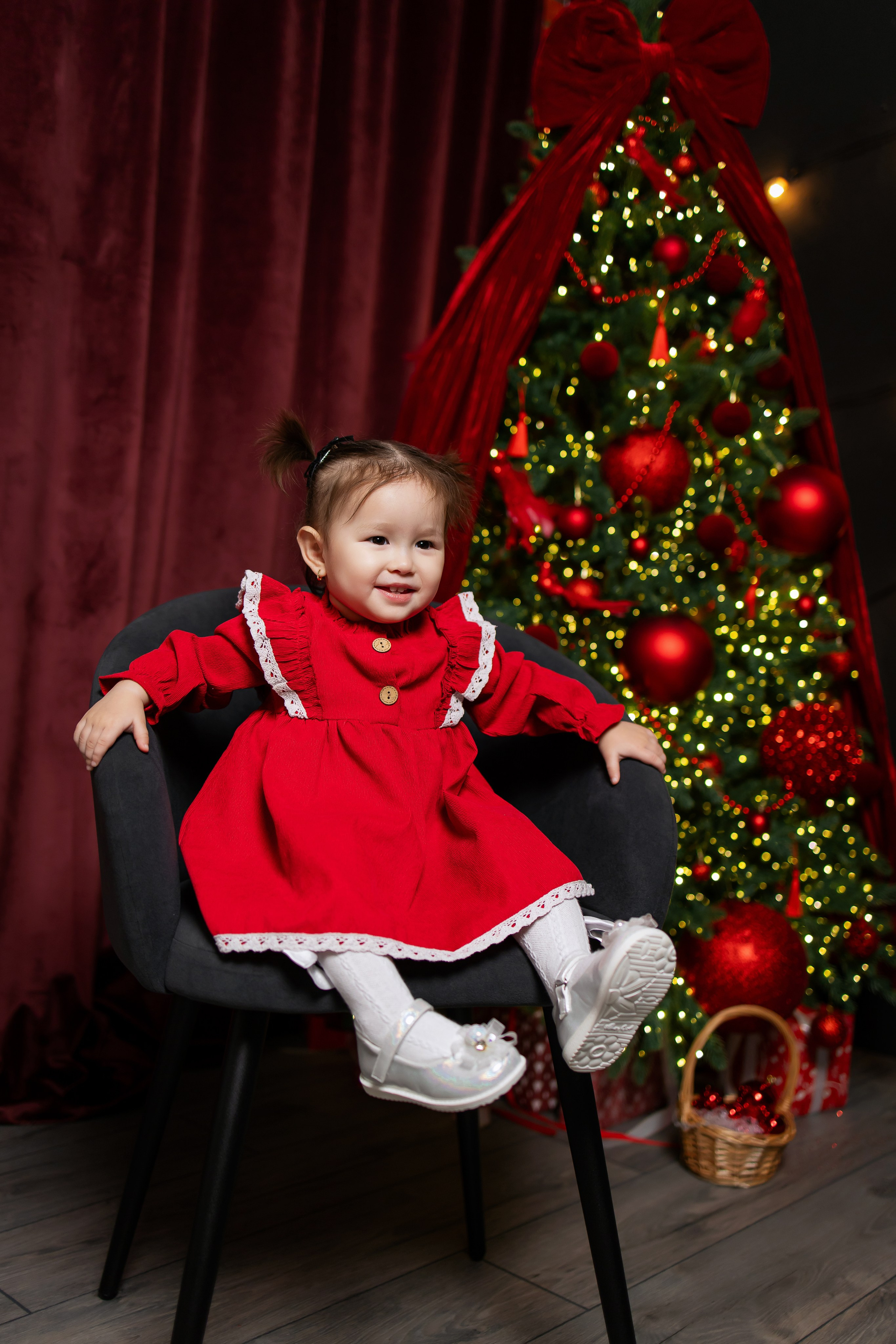 Ваши фотографии. Интерьерная фотостудия Background в Омске