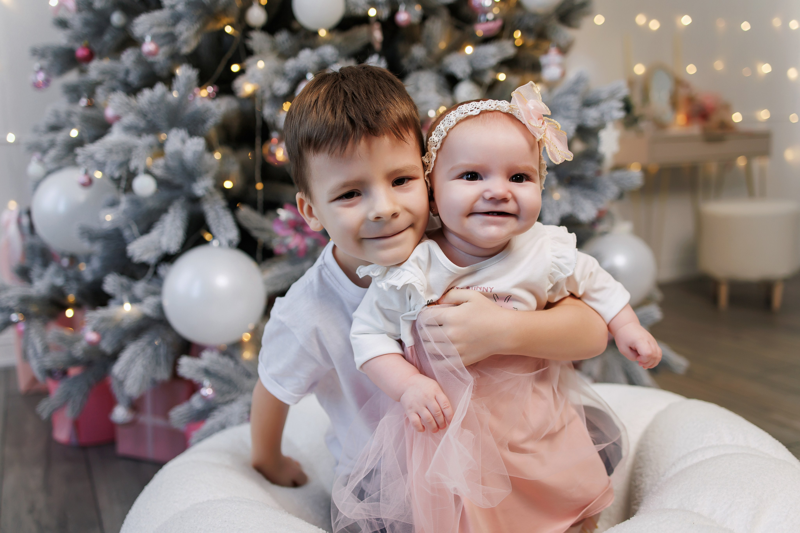 Ваши фотографии. Интерьерная фотостудия Background в Омске