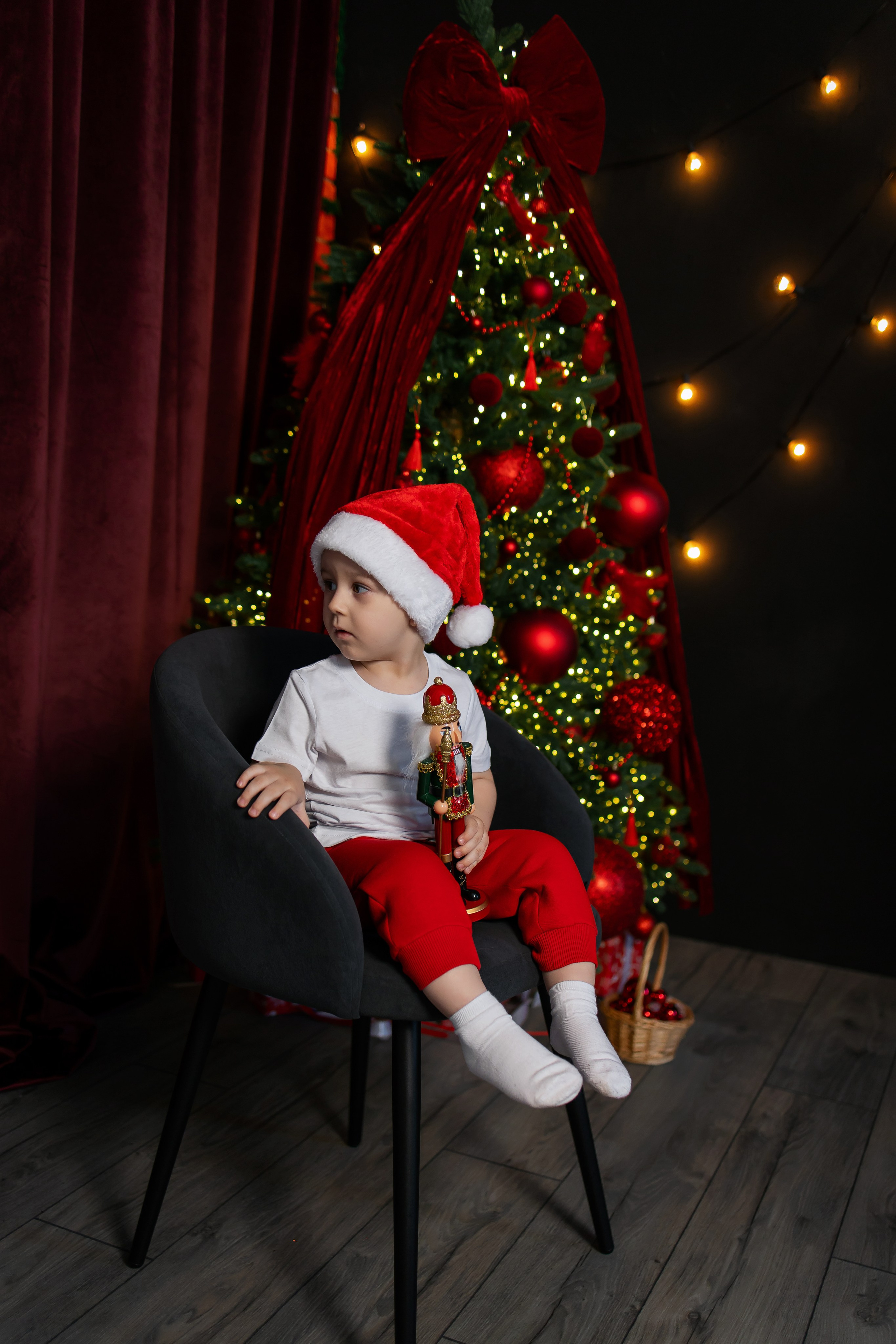 Ваши фотографии. Интерьерная фотостудия Background в Омске