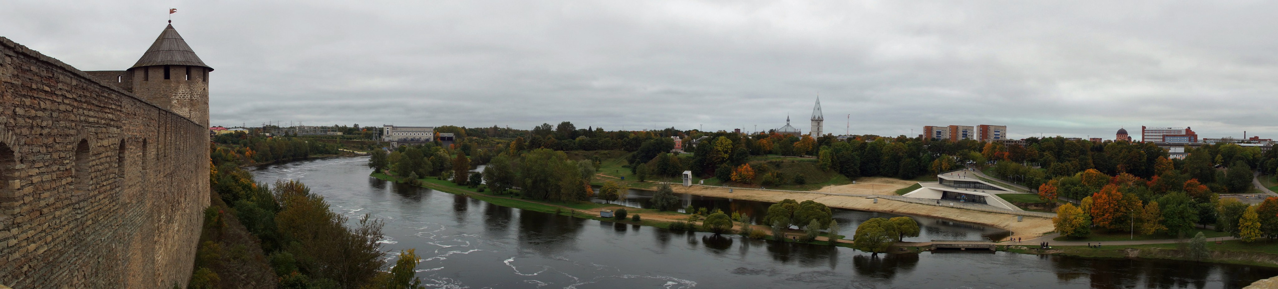 Ивангород. Фотограф-путешественник Самойлов Максим «Sly Fox»