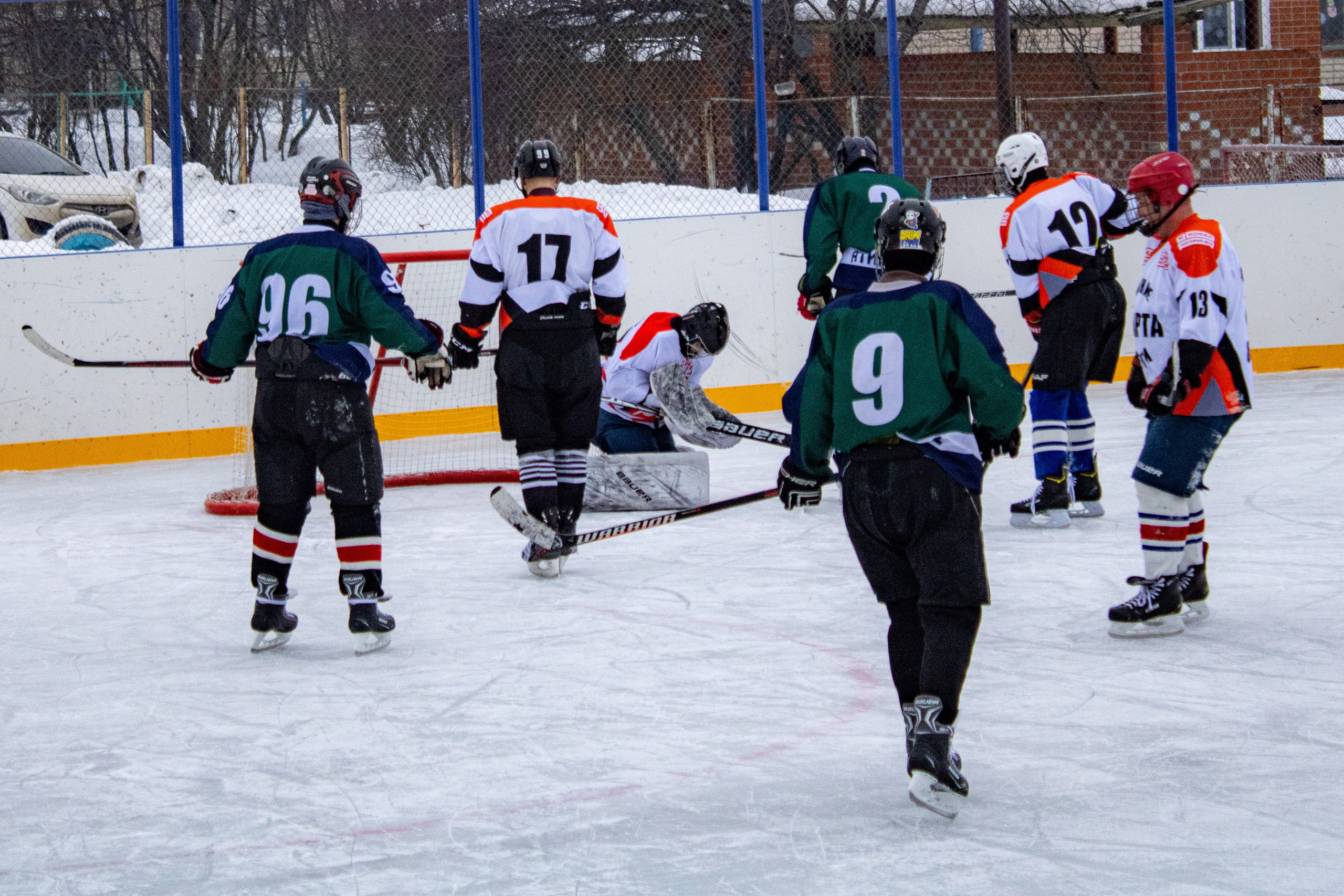 Хоккей г.п Атиг-г.Нижние Серги