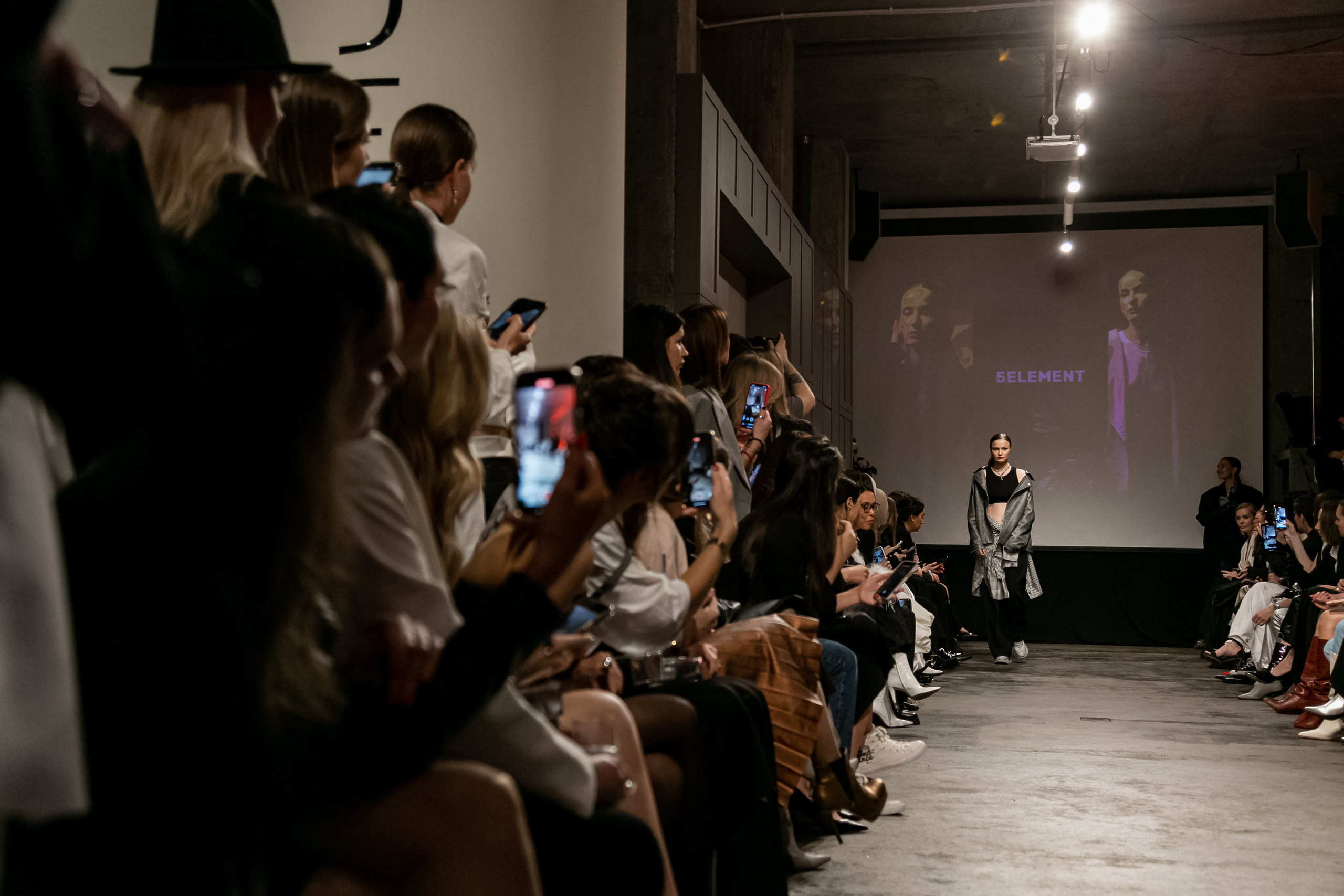 Показ новой коллекции 2 SIDES. Фотограф Иван Гуляев