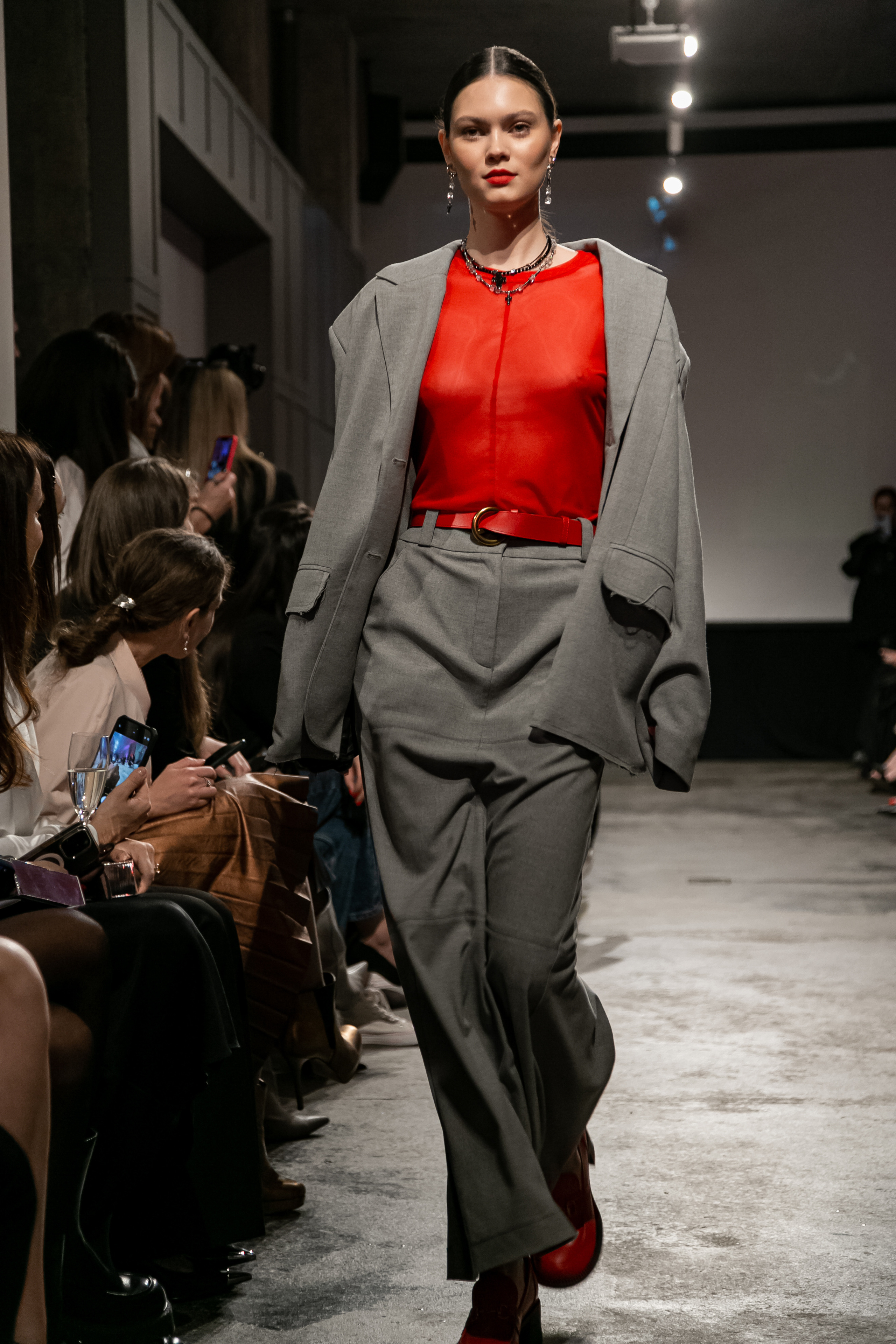 Показ новой коллекции 2 SIDES. Фотограф Иван Гуляев