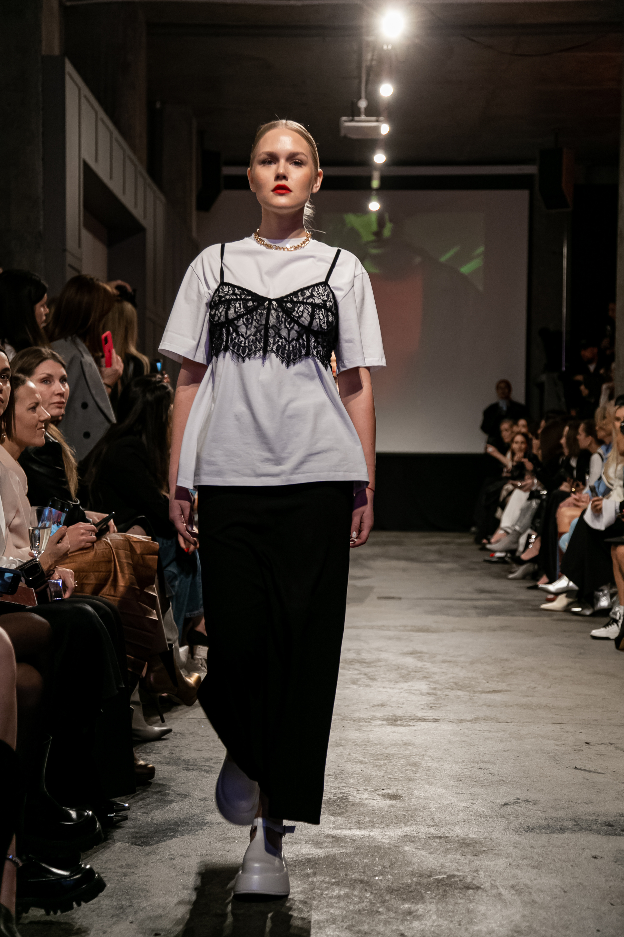 Показ новой коллекции 2 SIDES. Фотограф Иван Гуляев