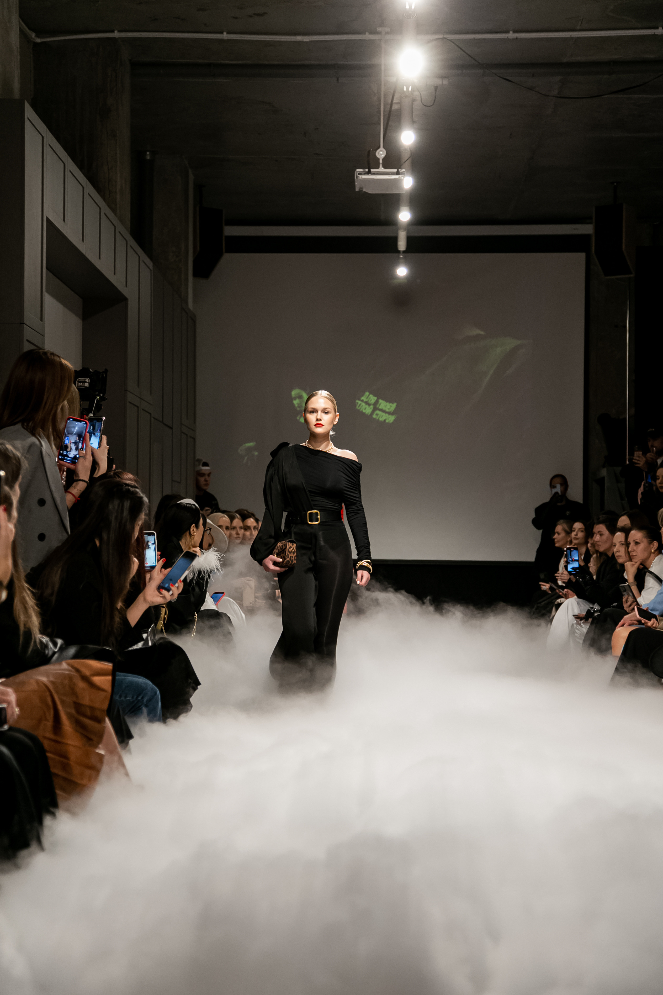 Показ новой коллекции 2 SIDES. Фотограф Иван Гуляев