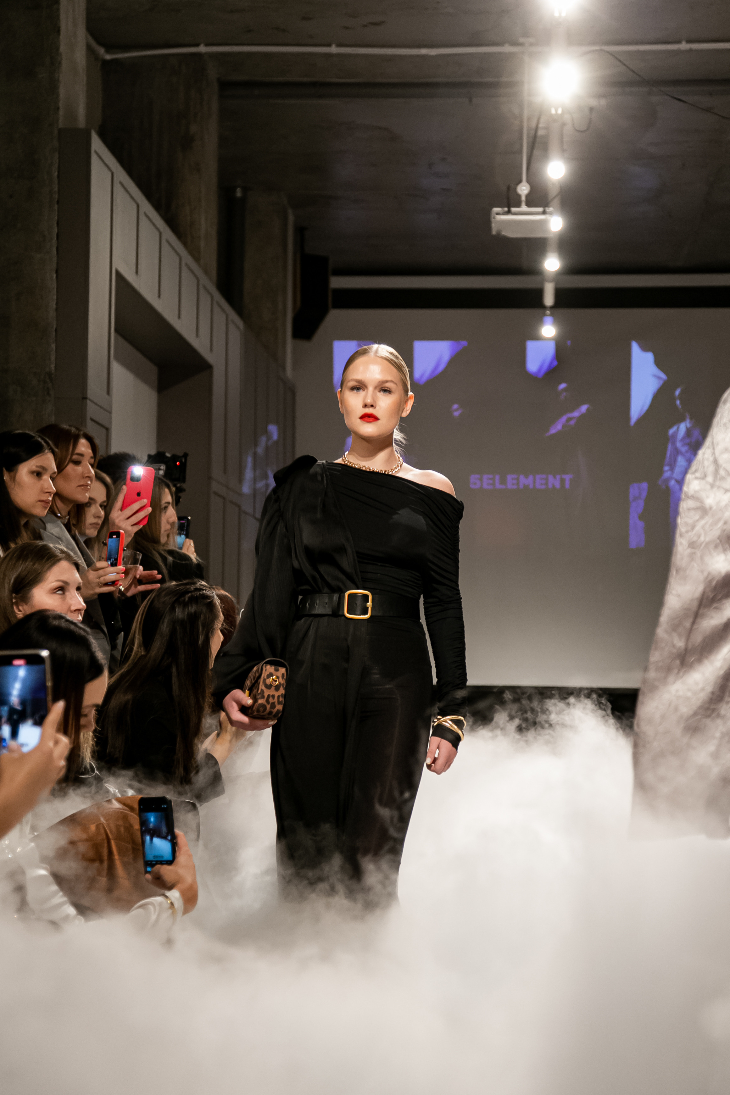 Показ новой коллекции 2 SIDES. Фотограф Иван Гуляев