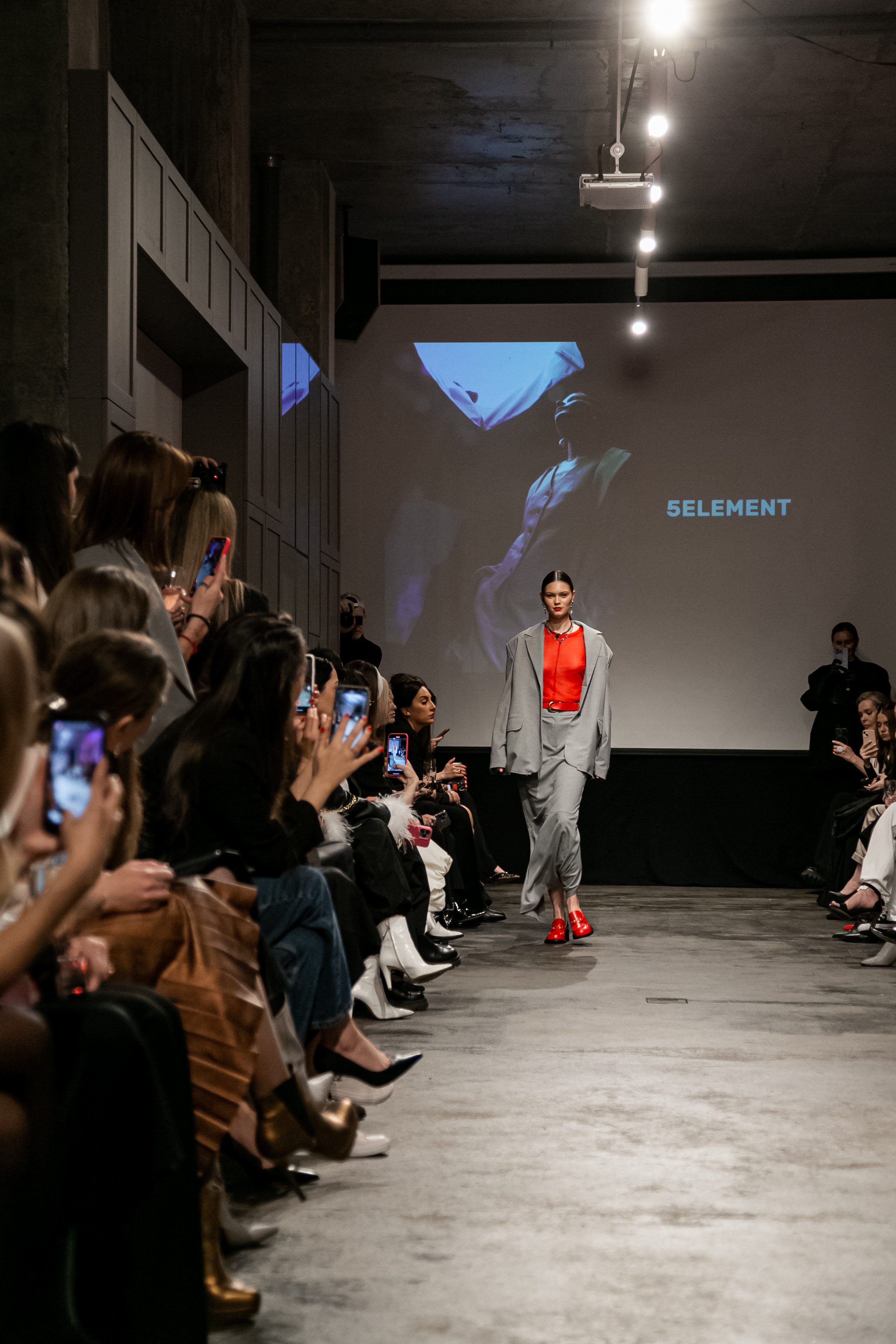 Показ новой коллекции 2 SIDES. Фотограф Иван Гуляев