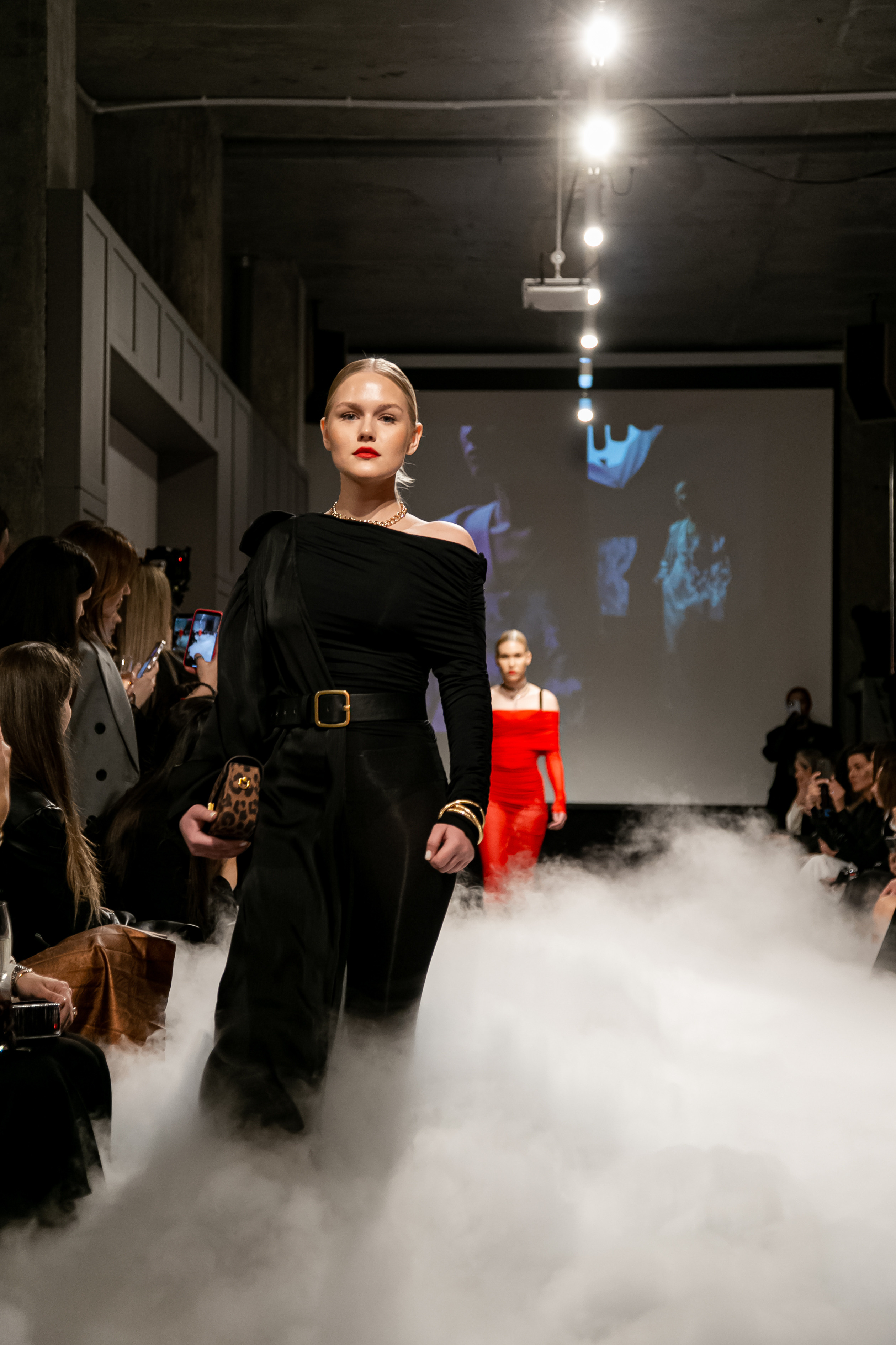 Показ новой коллекции 2 SIDES. Фотограф Иван Гуляев