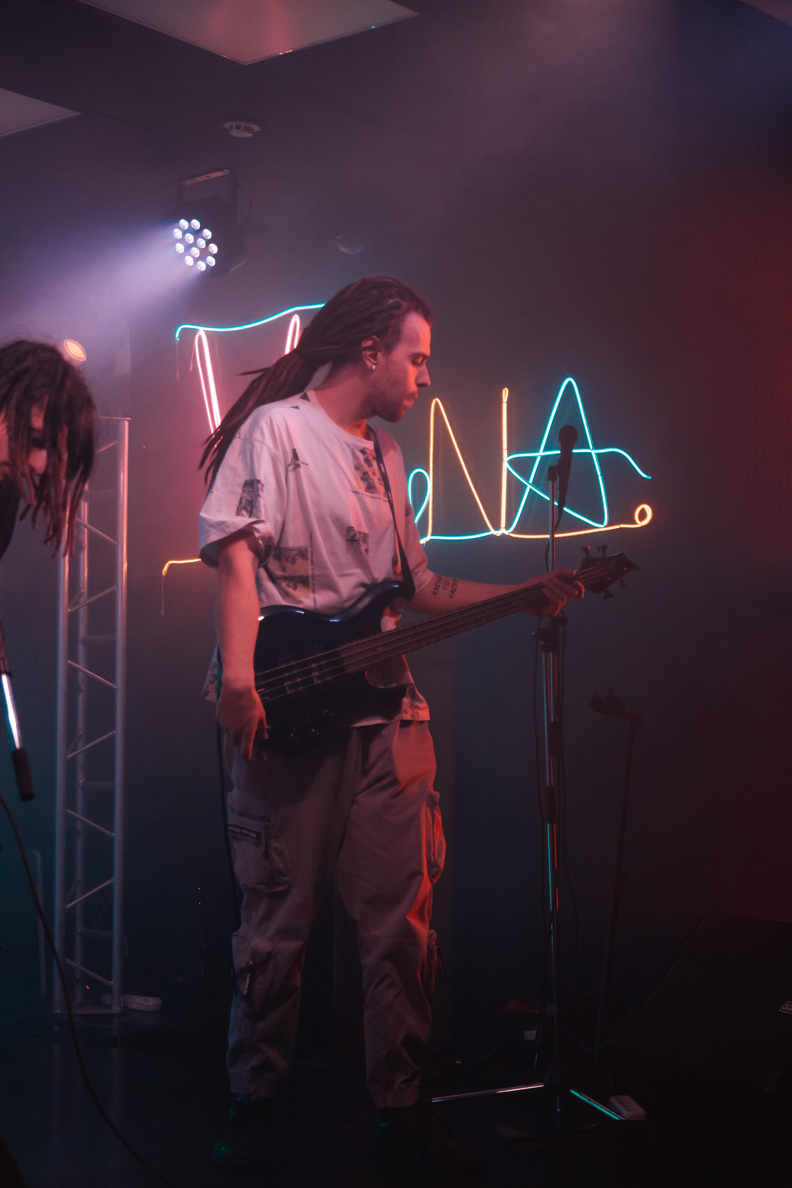 Isolator, Красноярск, 23.11.2025, Волна. Фотограф Регина Крикунова г. Красноярск