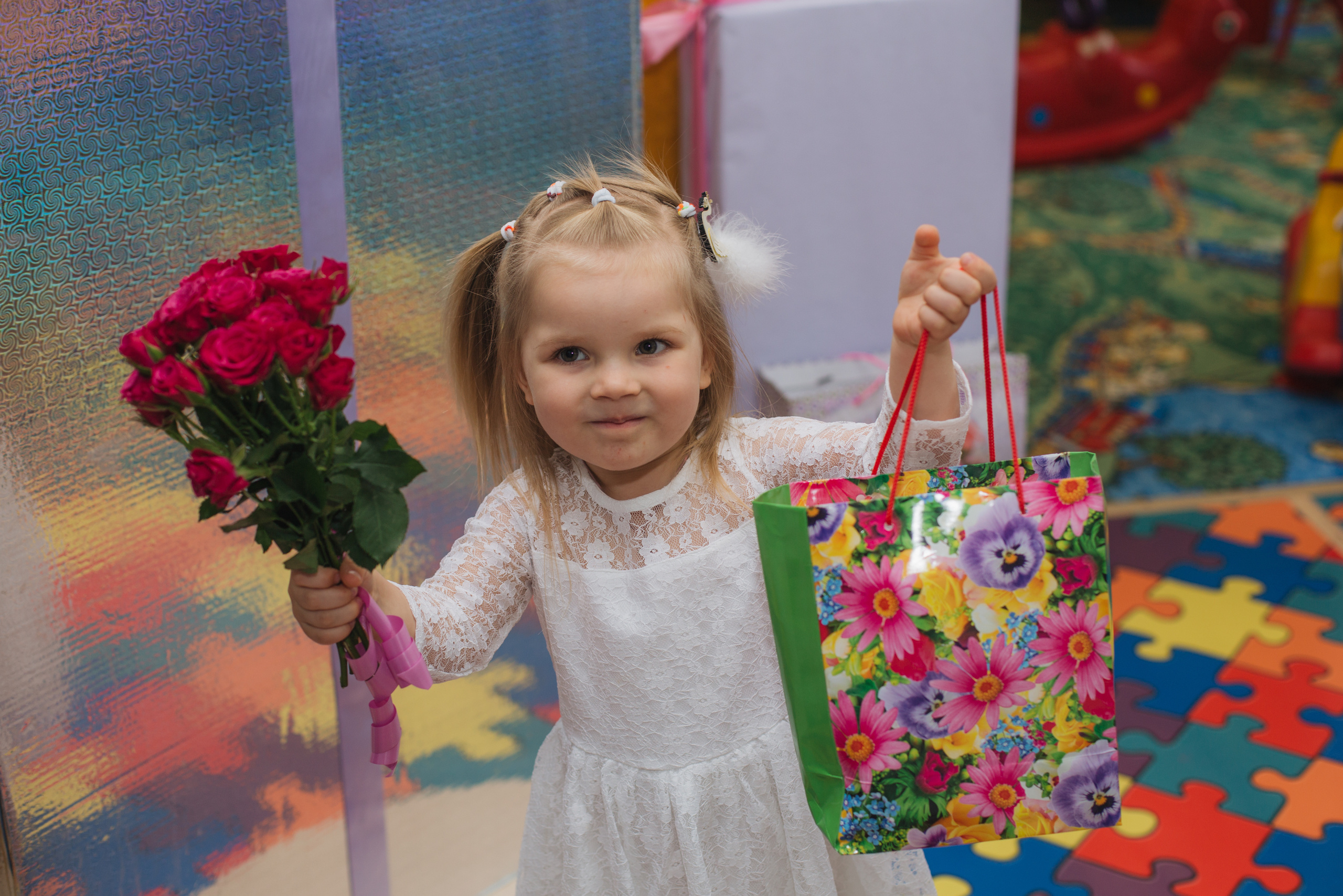 Фотограф на детский праздник москва, фотограф на детский день рождения. Свадебный фотограф Москва. Семейный фотограф. Предметная съемка, съемка одежды