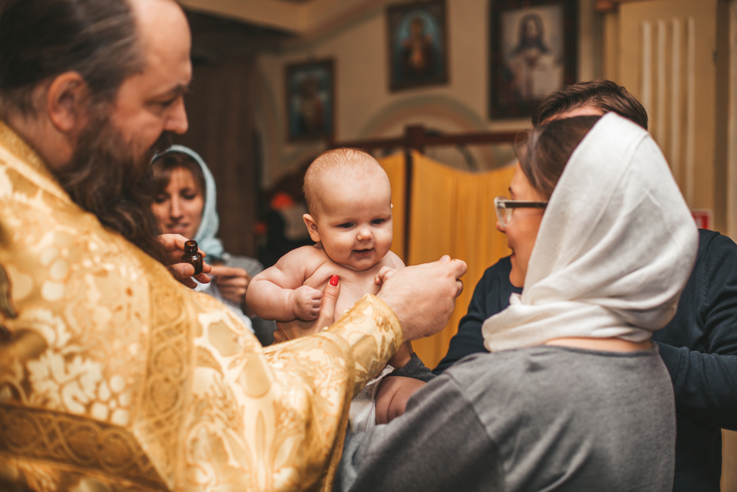 Фотограф на крещение, крестины, фотограф крещение жуковский, крестины. Свадебный фотограф Москва. Семейный фотограф. Предметная съемка, съемка одежды