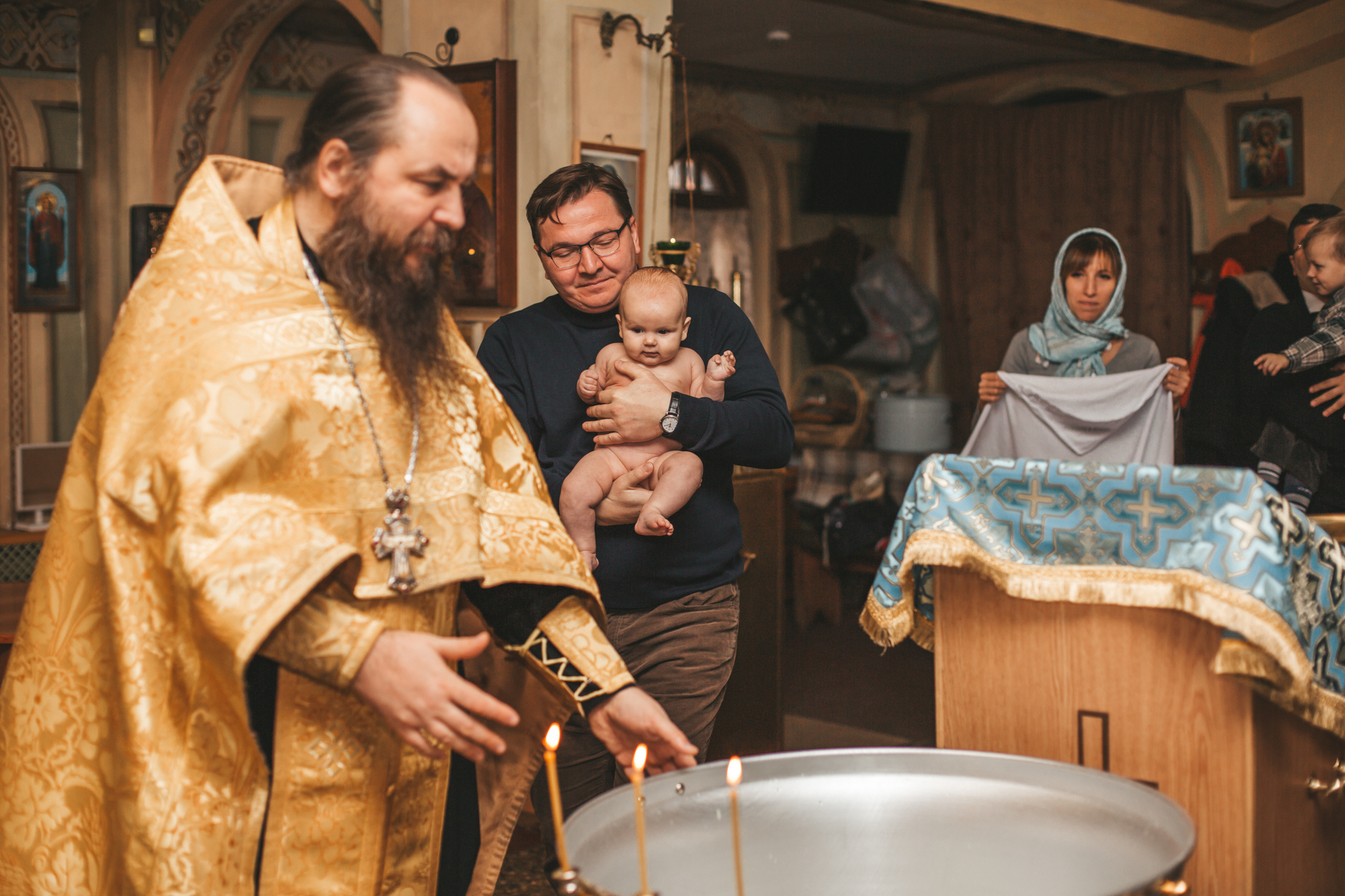 Фотограф на крещение, крестины, фотограф крещение жуковский, крестины. Свадебный фотограф Москва. Семейный фотограф. Предметная съемка, съемка одежды