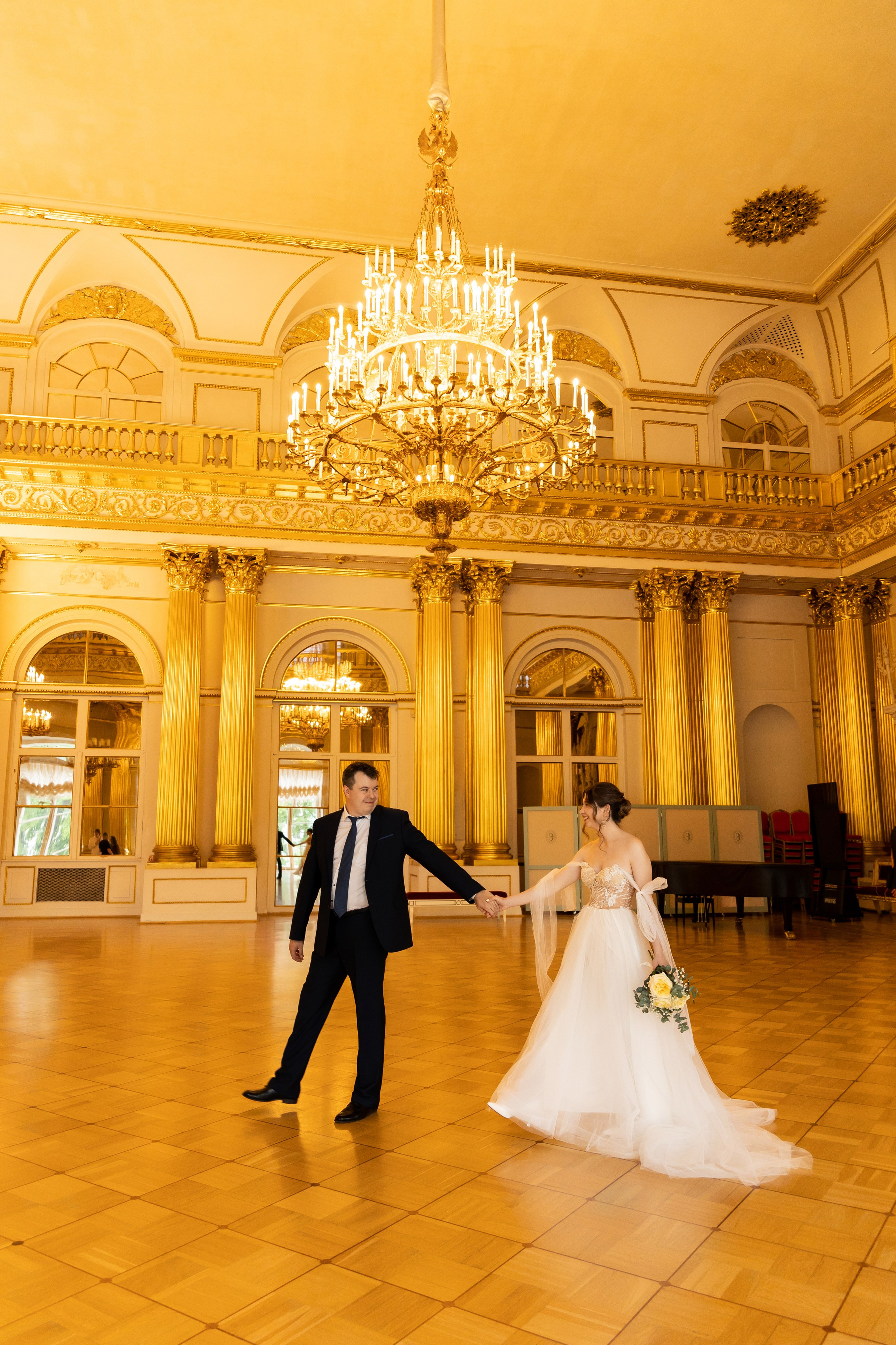 Свадебная фотосессия в Эрмитаже. Семейный и свадебный фотограф в Санкт-Петербурге Татьяна Швыкова