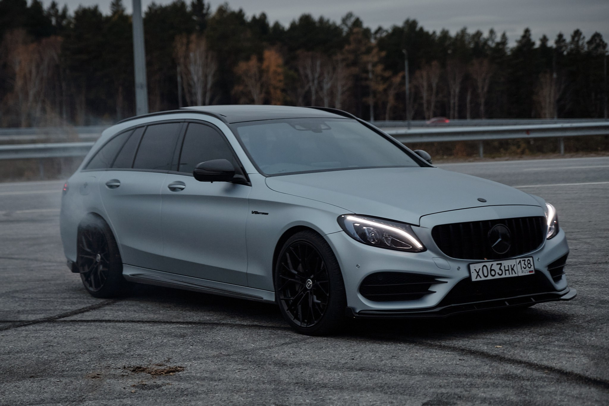 MERSEDES BENS C200 VAGON. Репортажный фотограф в Иркутске — Ярослав Ковалёв