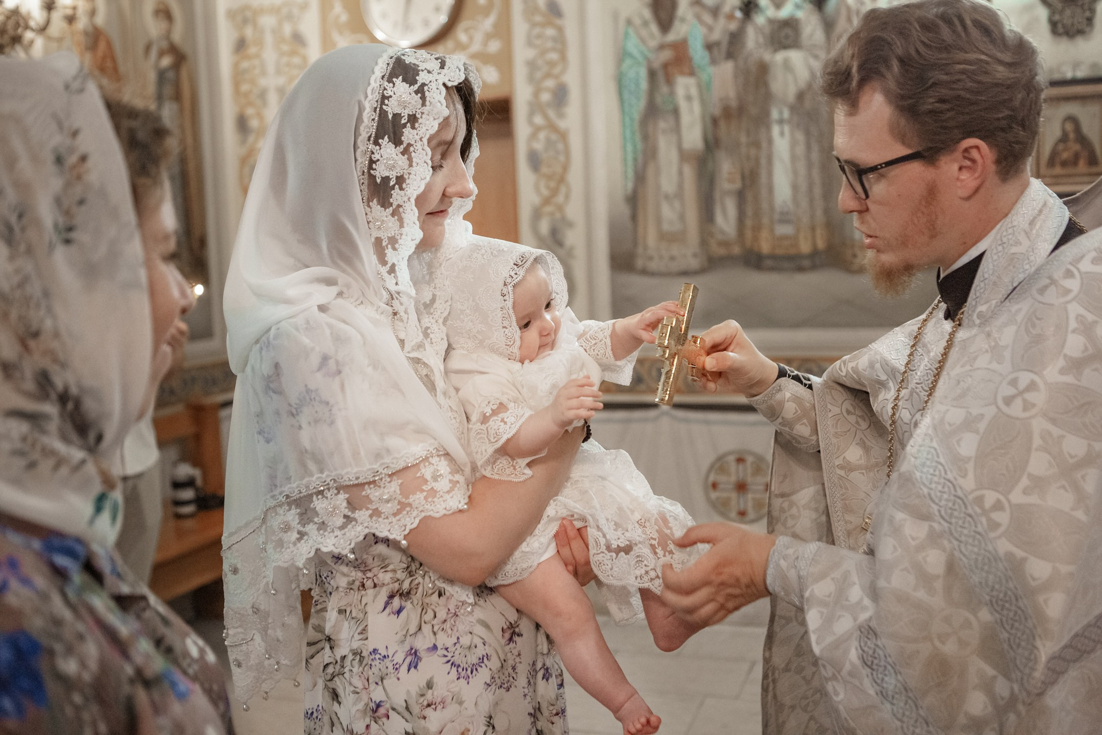 Фотосъёмка таинства крещения. Фотограф на крестины. GagarinProArt