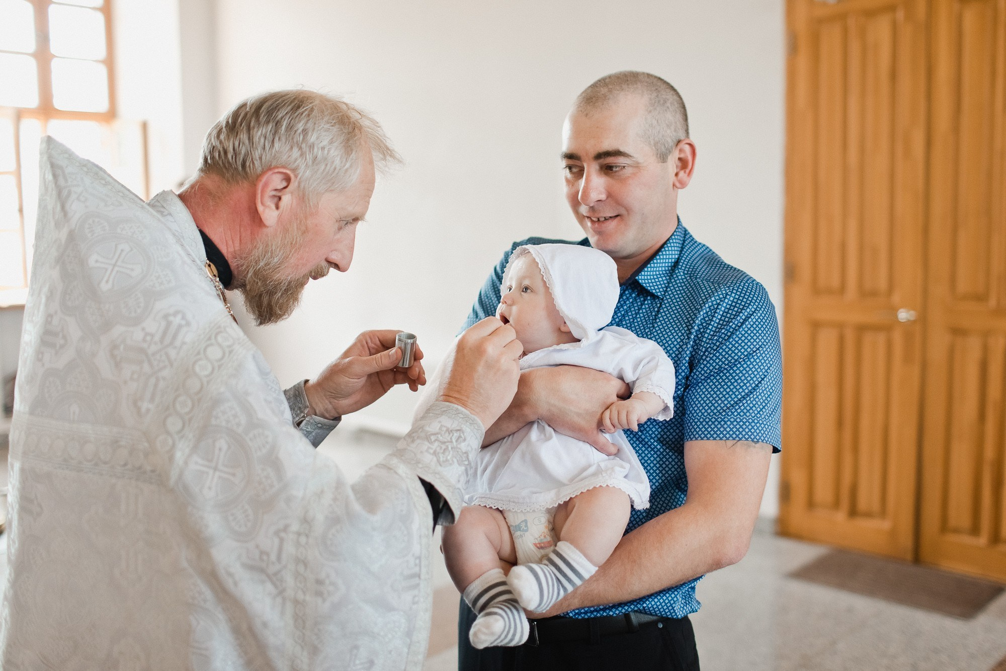 КРЕЩЕНИЕ ДЕНИСА. Семейный фотограф новорождённых в Серпухове Юлия Новикова +79637785957