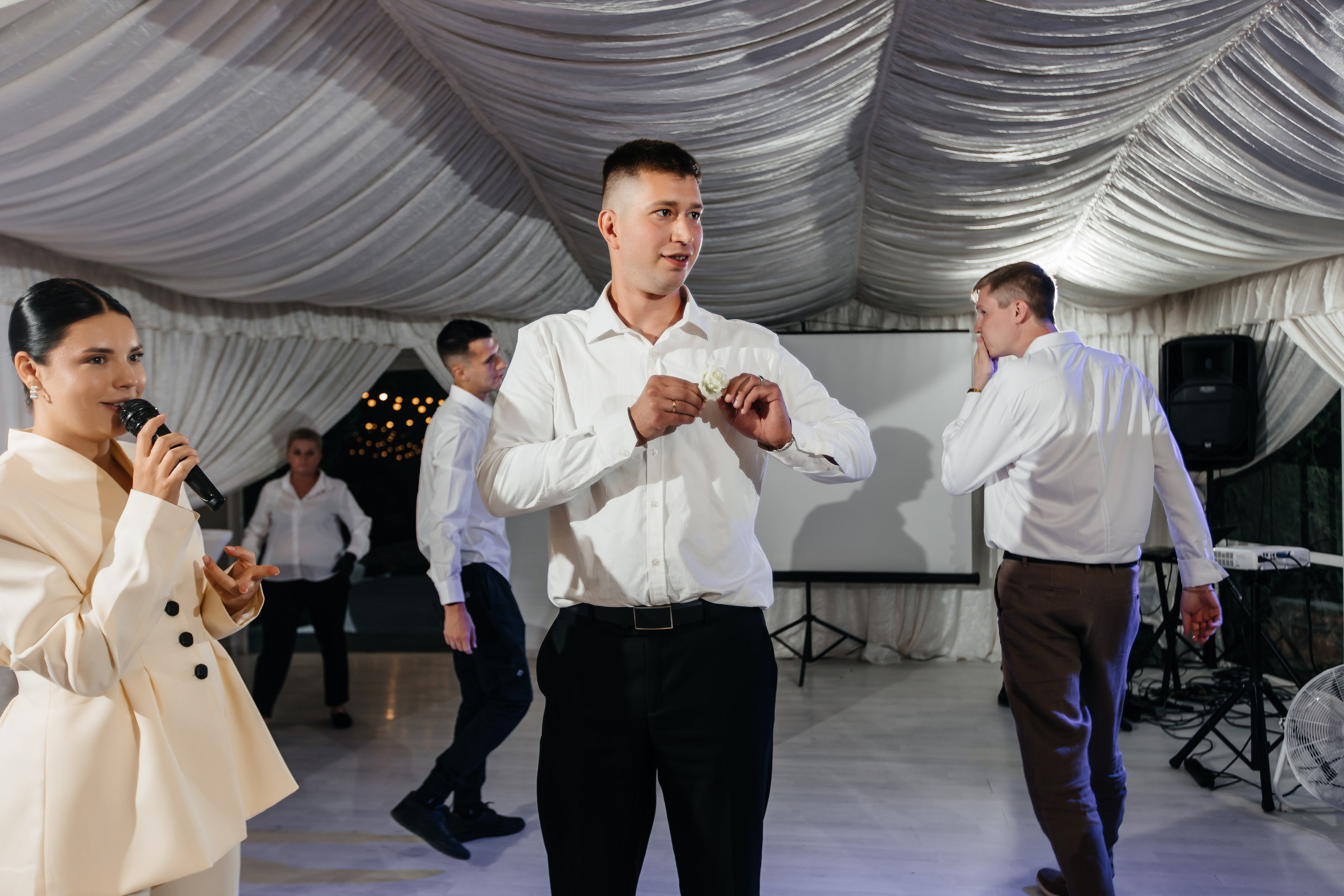 Анонс свадьбы Юлии и Игоря. Городская лавстори в Севастополе. Свадебный фотограф в Крыму и Севастополе Ольга Баскакова