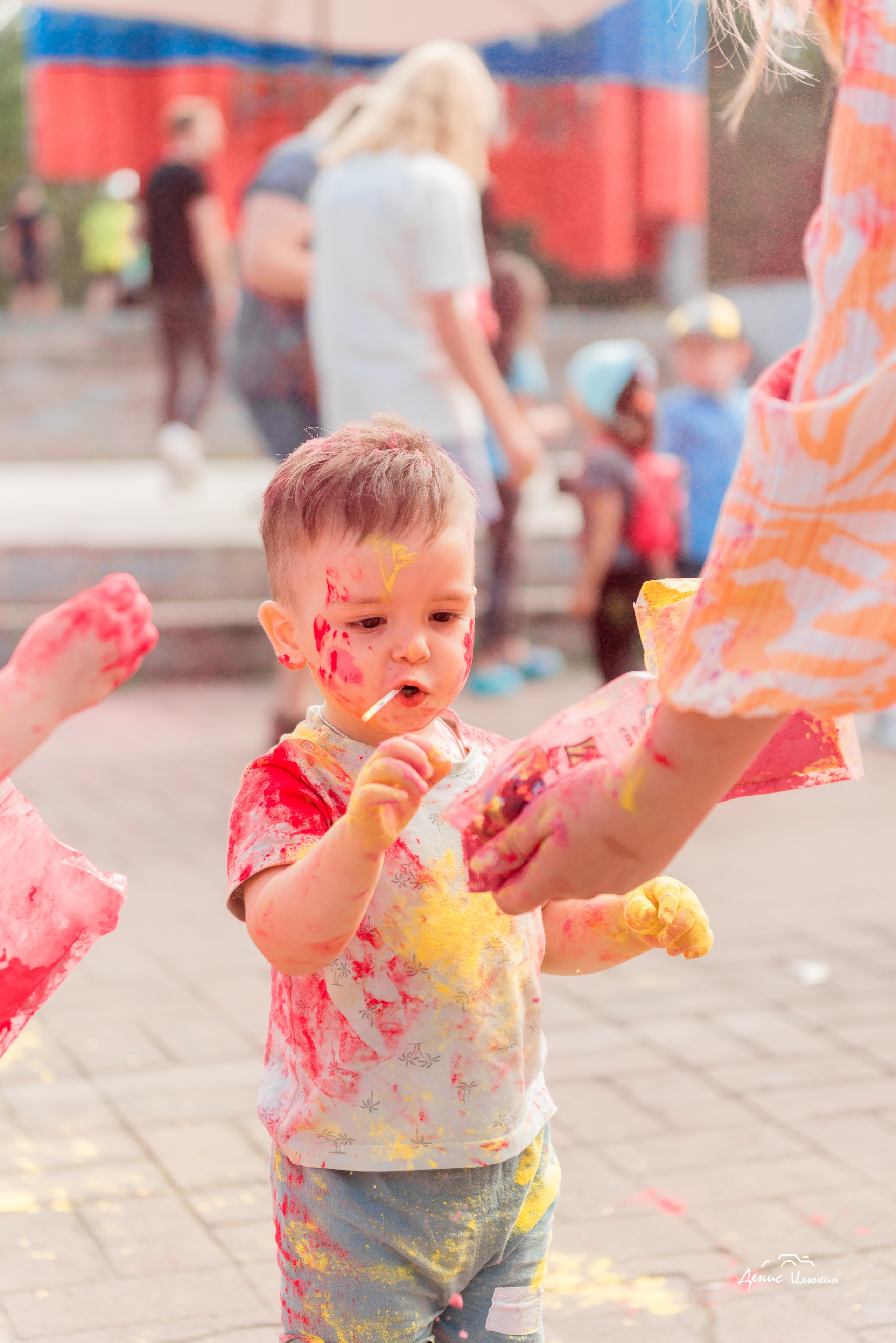 Краски Холи в Комсомольском Парке 2023. Детский фотограф, семейный фотограф и репортажи в Кемерово