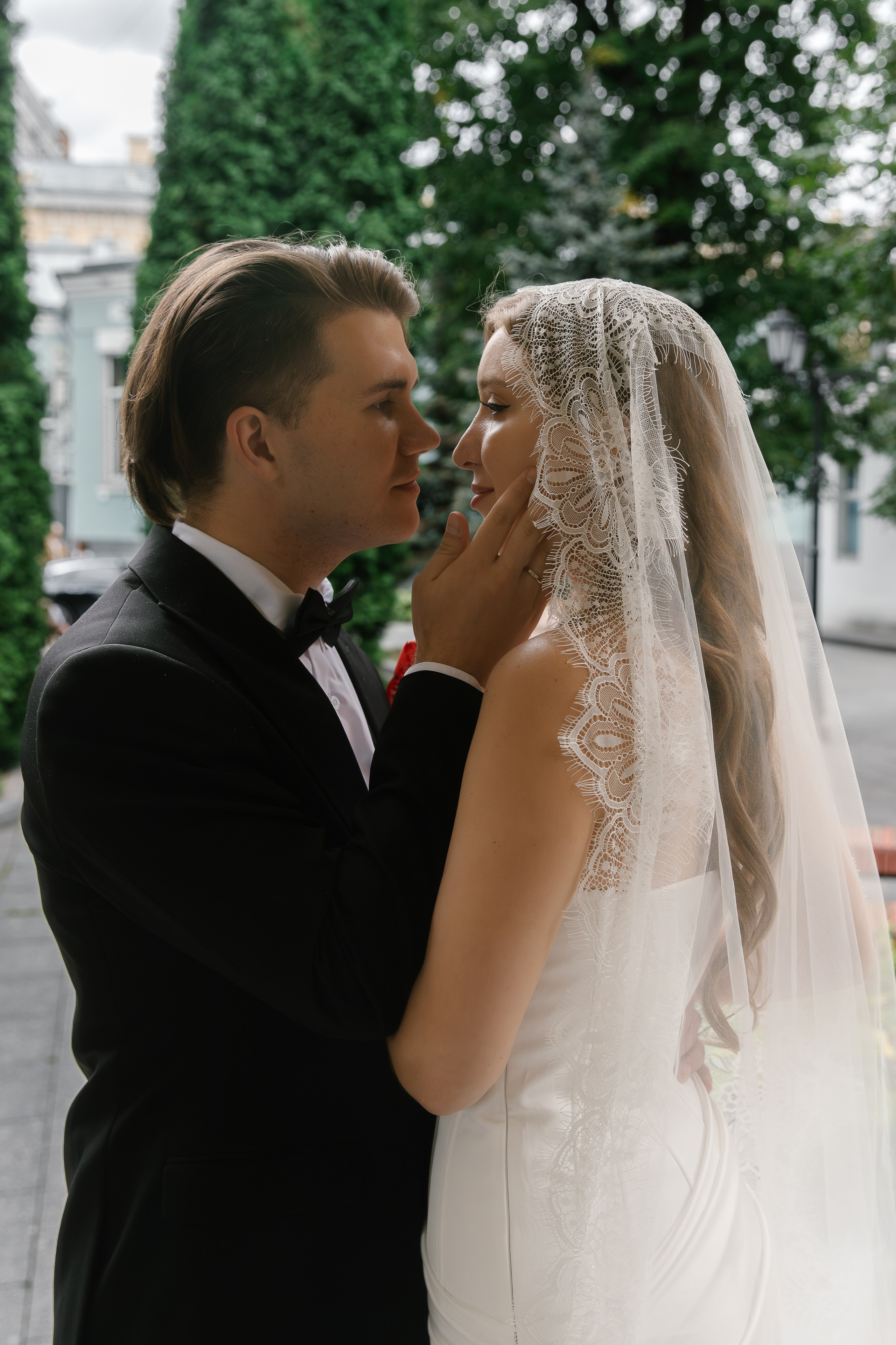 Свадебный фотограф в Москве и Домодедово, свадебная фотосессия в Грибоедовском ЗАГСе, свадебная фотосъёмка в ЗАГСе №1, свадебный фотограф Анна Авилочкина