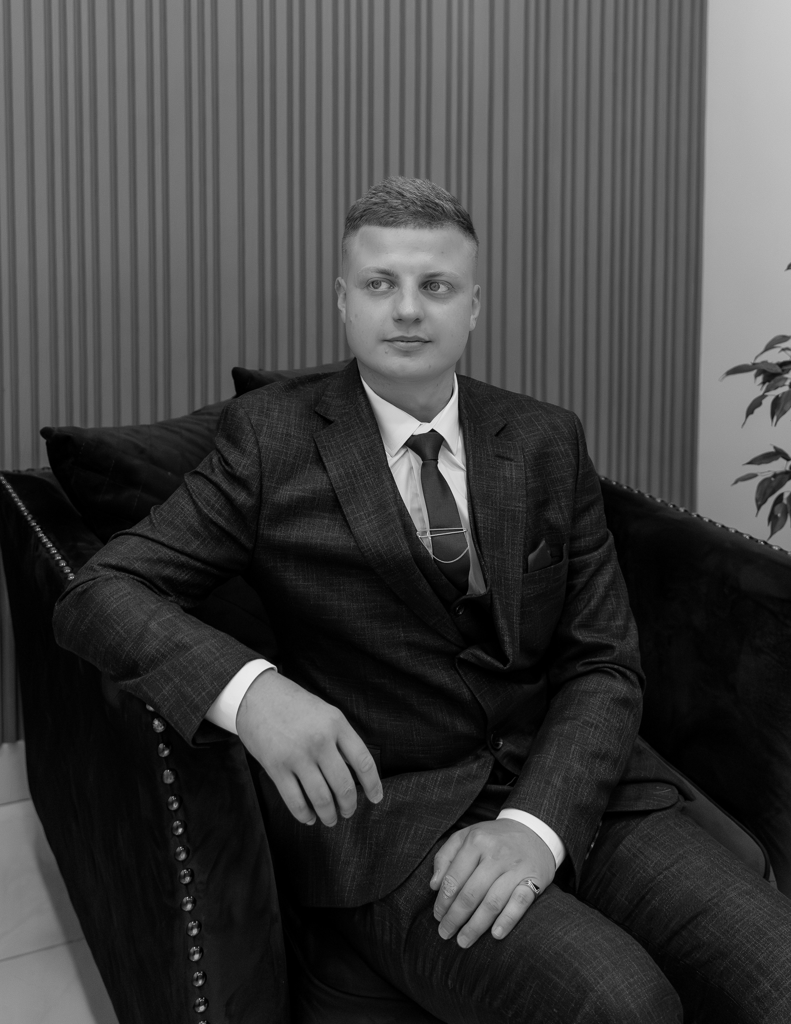 Свадебный фотограф в Москве и Домодедово, свадебная фотосессия в Шипиловском Дворце бракосочетания, свадебная фотосессия в Шипиловском ЗАГСе,  свадебная съёмка в музее-заповеднике Царицыно, свадебная фотопрогулка  в Царицыно, свадебный фотограф Анна Авилочкина