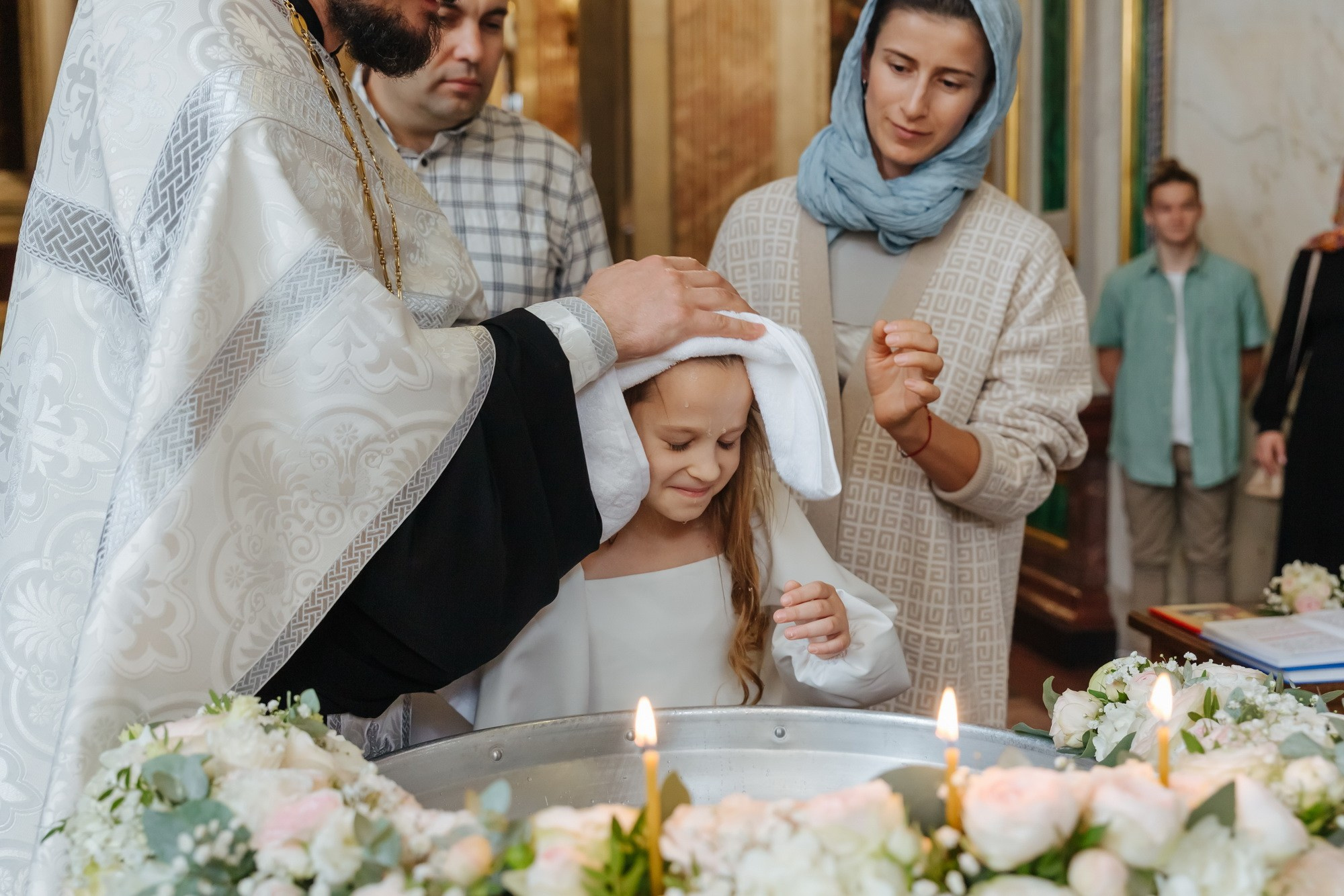 Крещение индивидуальное Исаакиевский собор. Фотограф крещение венчание в Петербурге! Помогает подобрать храм и посоветовал душевного батюшку в СПб
