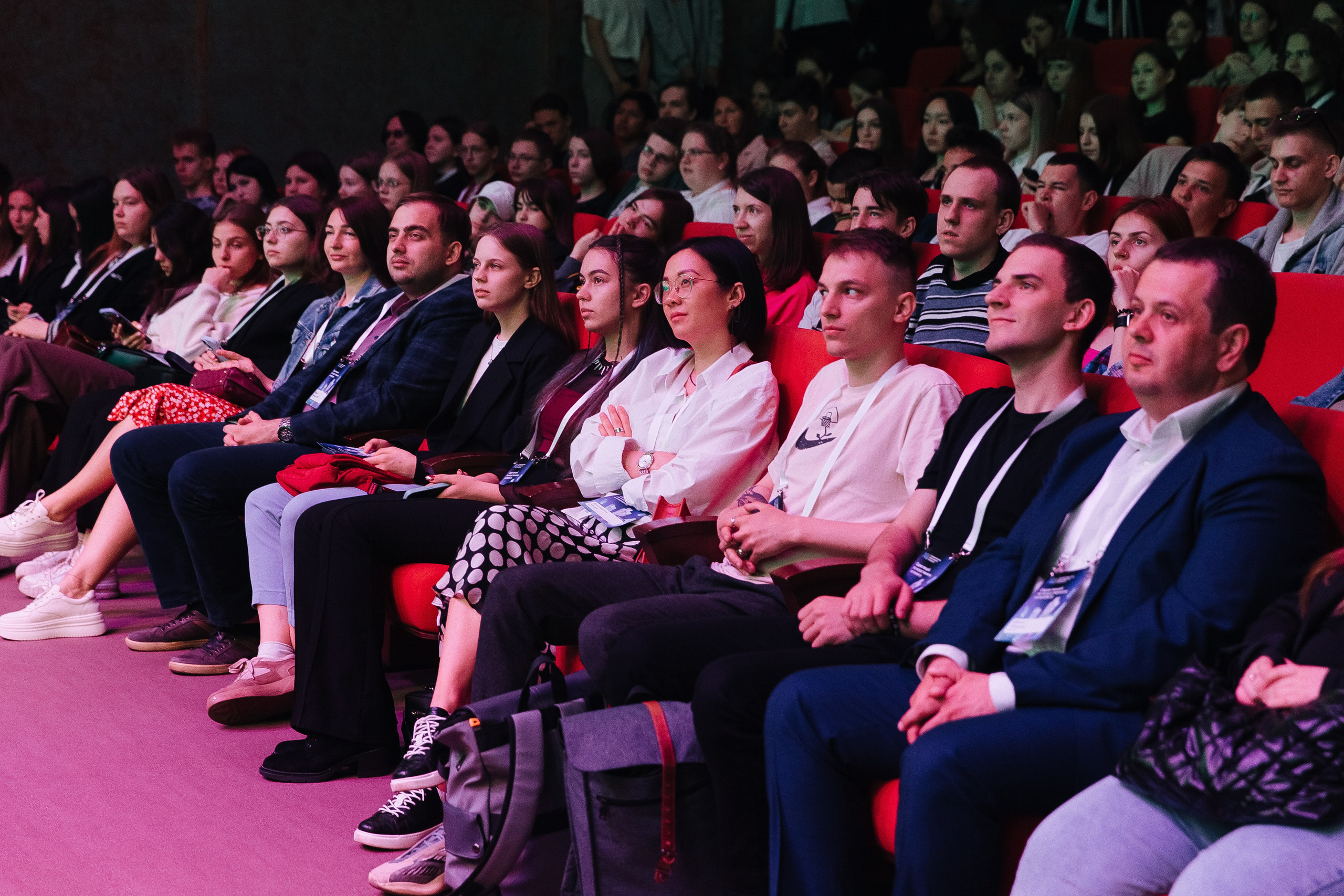 Сбер лекция по ИИ. Фотограф в Красноярске Любовь Малеева