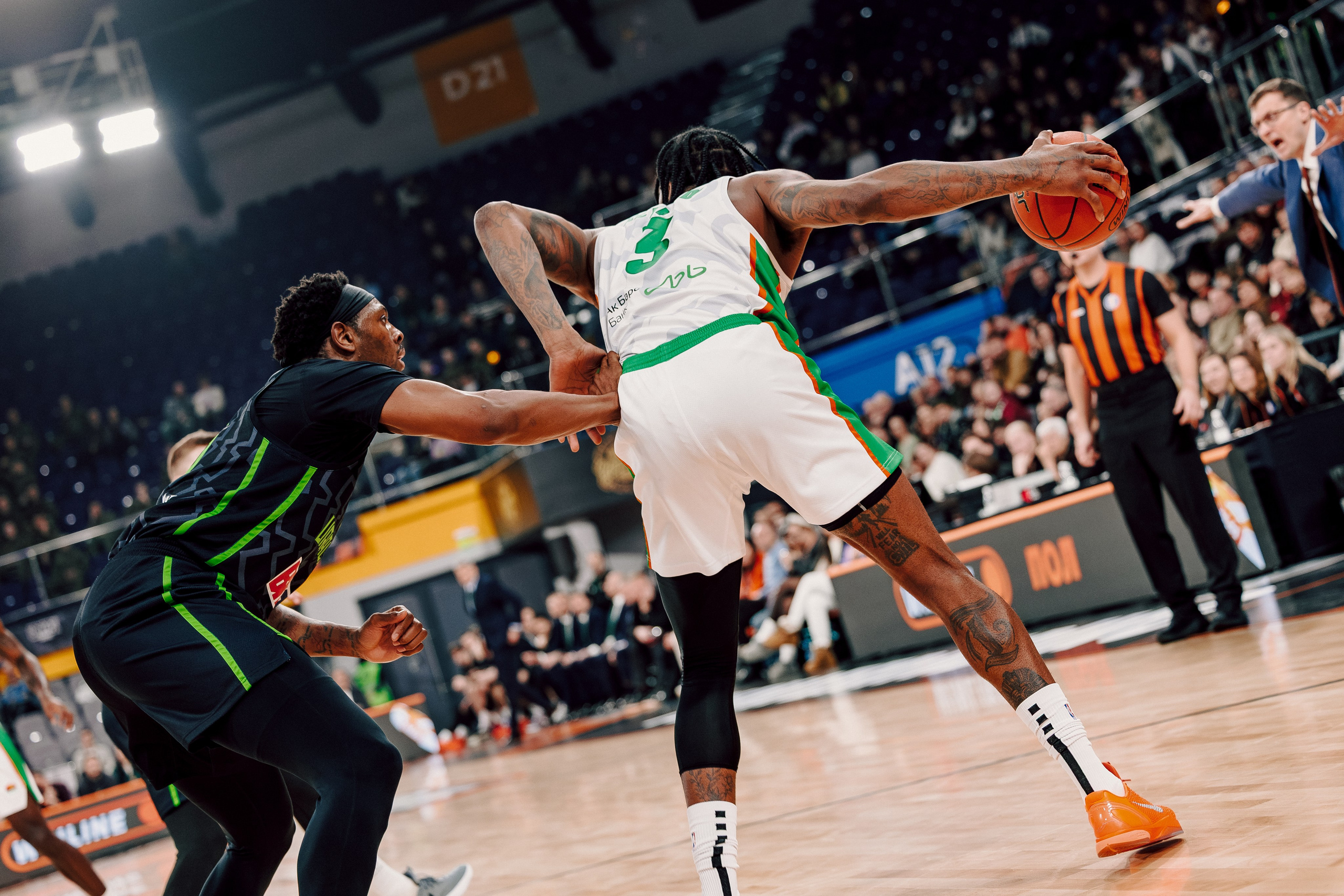 Winline Basket Cup — УРАЛМАШ — УНИКС. Лёшка Варзегов — фотограф