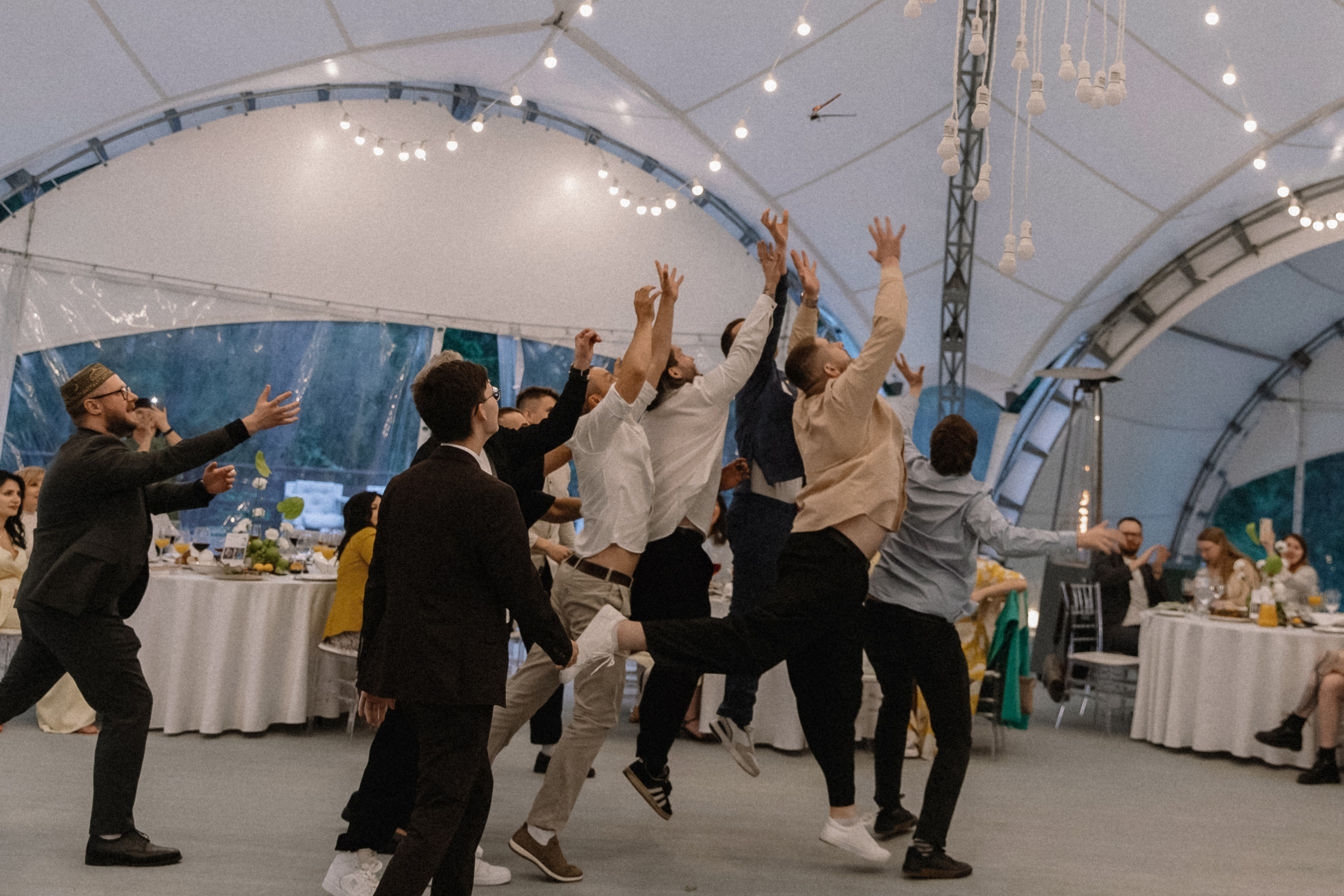 Карина + Дима: банкет. Николь — ваш любимый фотограф в Санкт-Петербурге