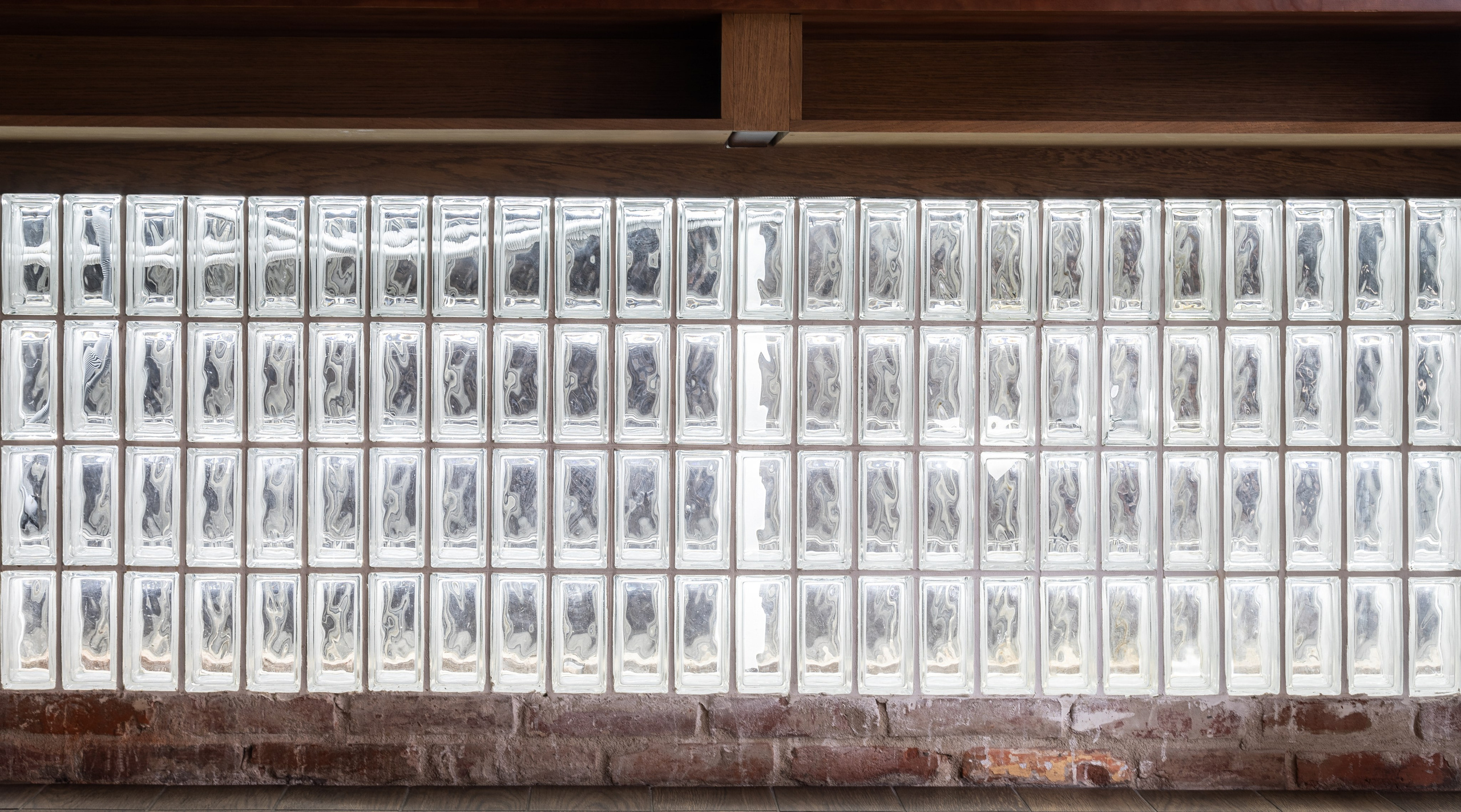 Dive Bar by Lena Golubinskaya. Ekaterina Symidi. Interior Photographer