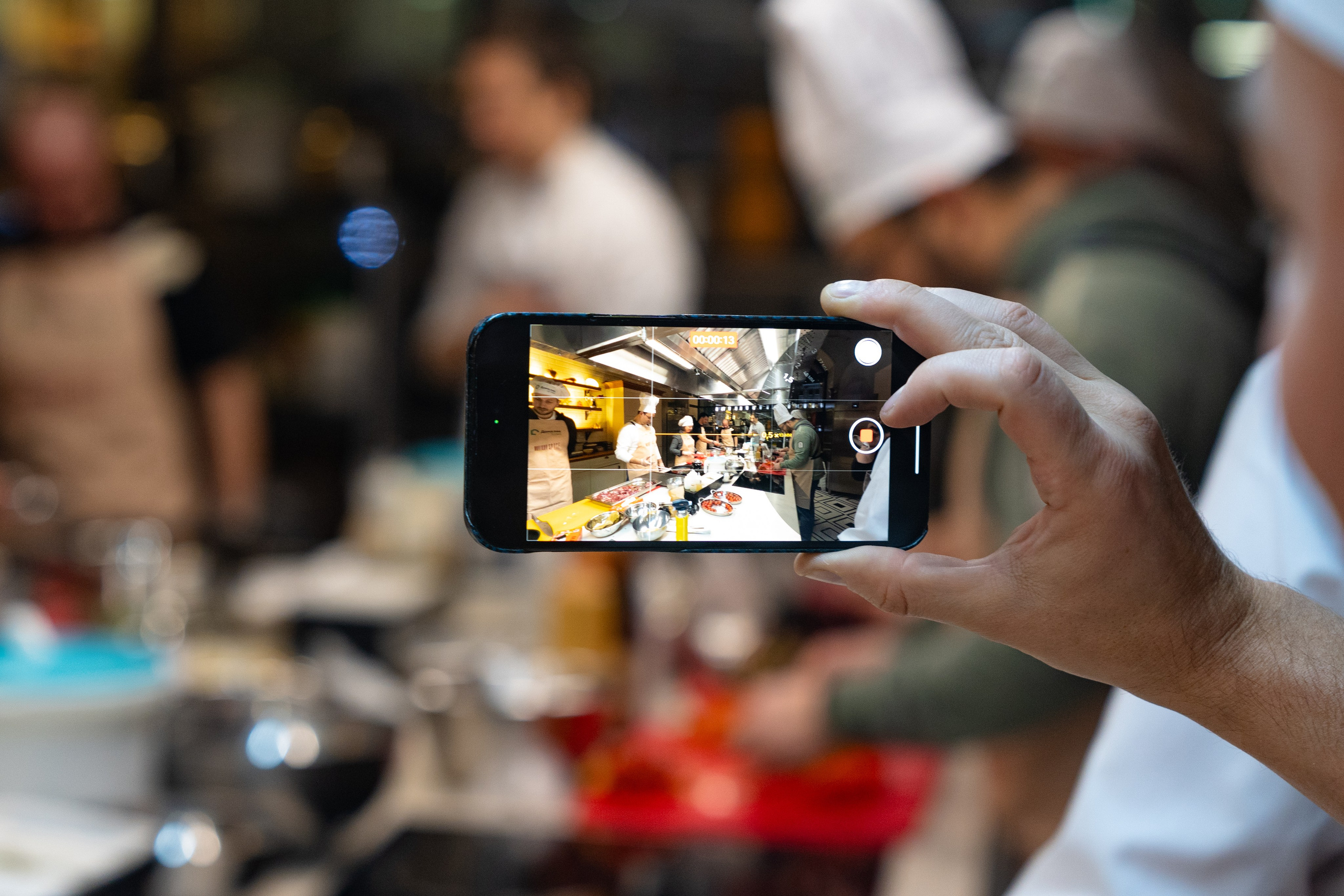 NOVIKOV SCHOOL — Умами зал. Фотограф Никита Комаров