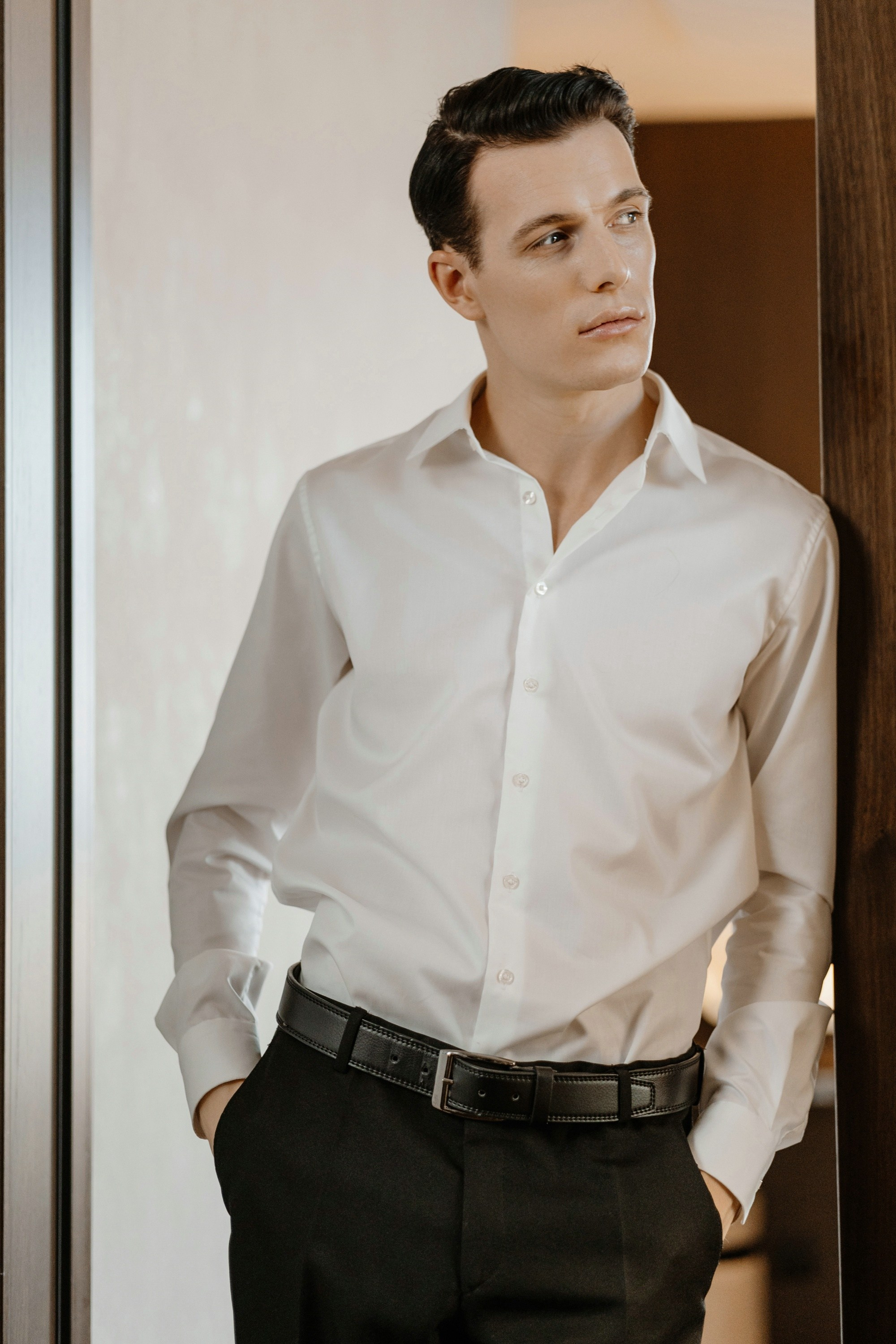 Фотосессия свадьбы на лестнице в Hyatt Regency Moscow Petrovsky Park. Свадебный и семейный фотограф в Москве Светлана Зоткина