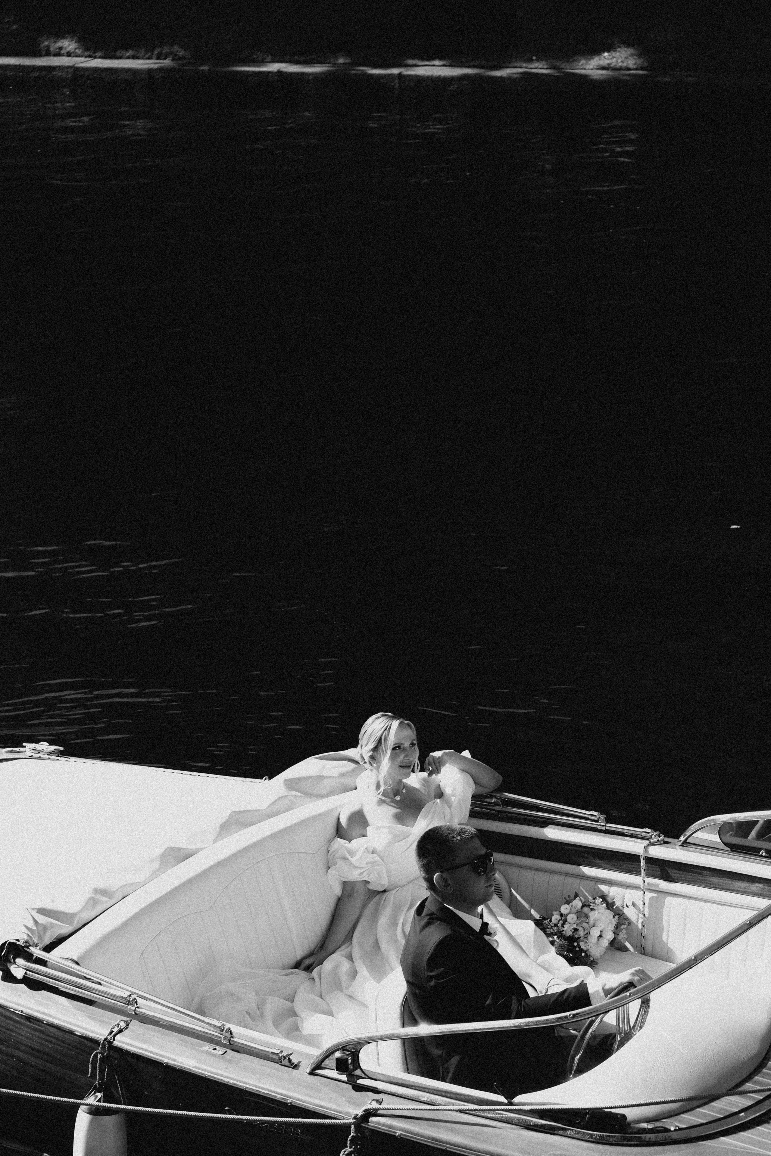 СВАДЕБГНАЯ ПРОГУЛКА ПО КАНАЛ САНКТ-ПЕТЕРБУРГА НА КАТЕРЕ. Профессиональный фотограф, Санкт-Петербург — Виктория Богомолова