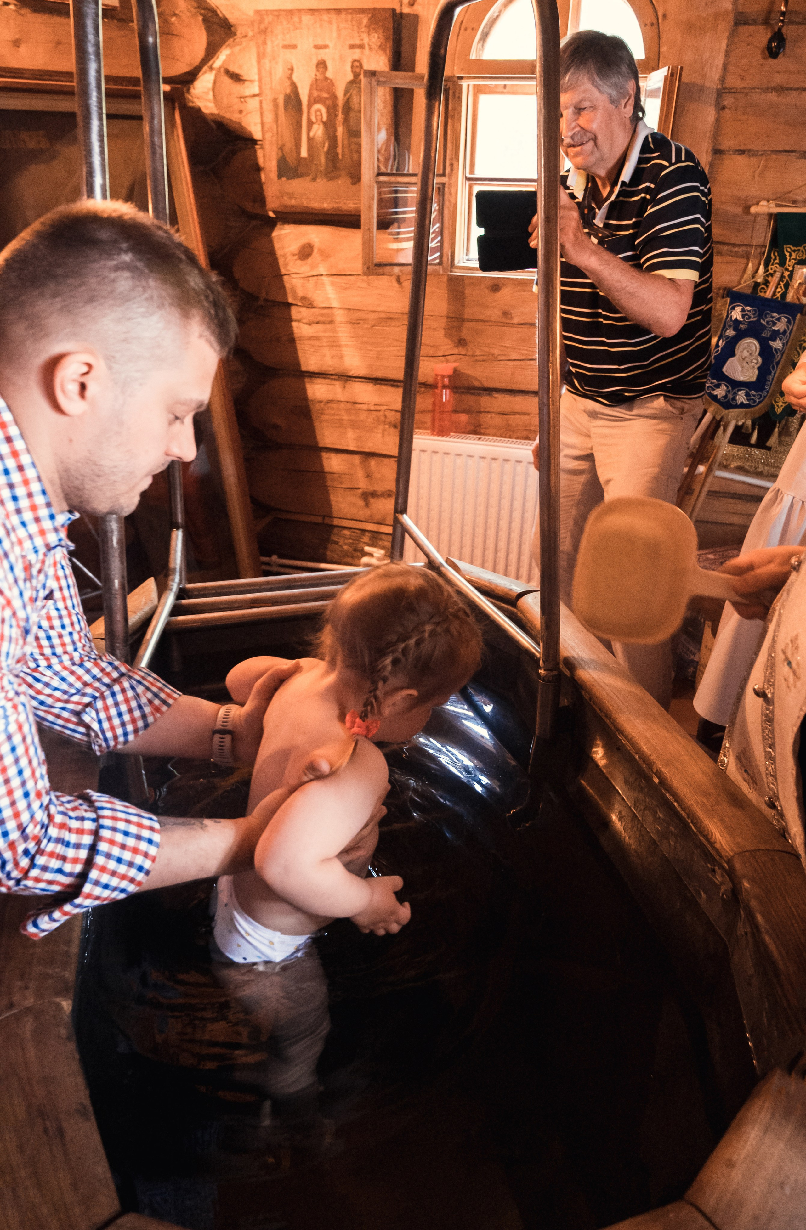 Крещение Марии храм на Мосфильмовской. Фотограф Алёна Мил