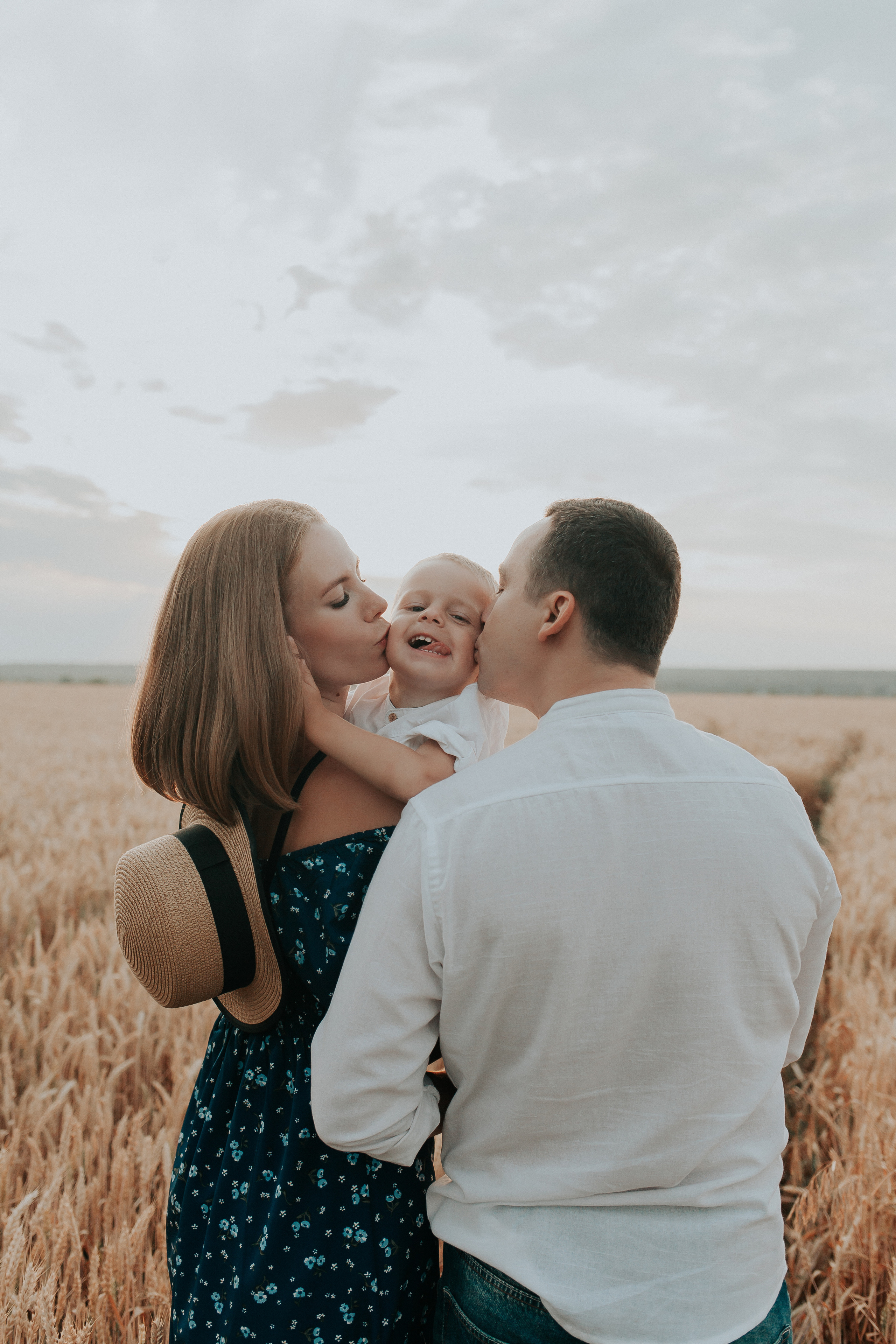 Андрей, Марина и Артем. Фотограф Ольга Сапронова. Свадебный фотограф Ольга Сапронова